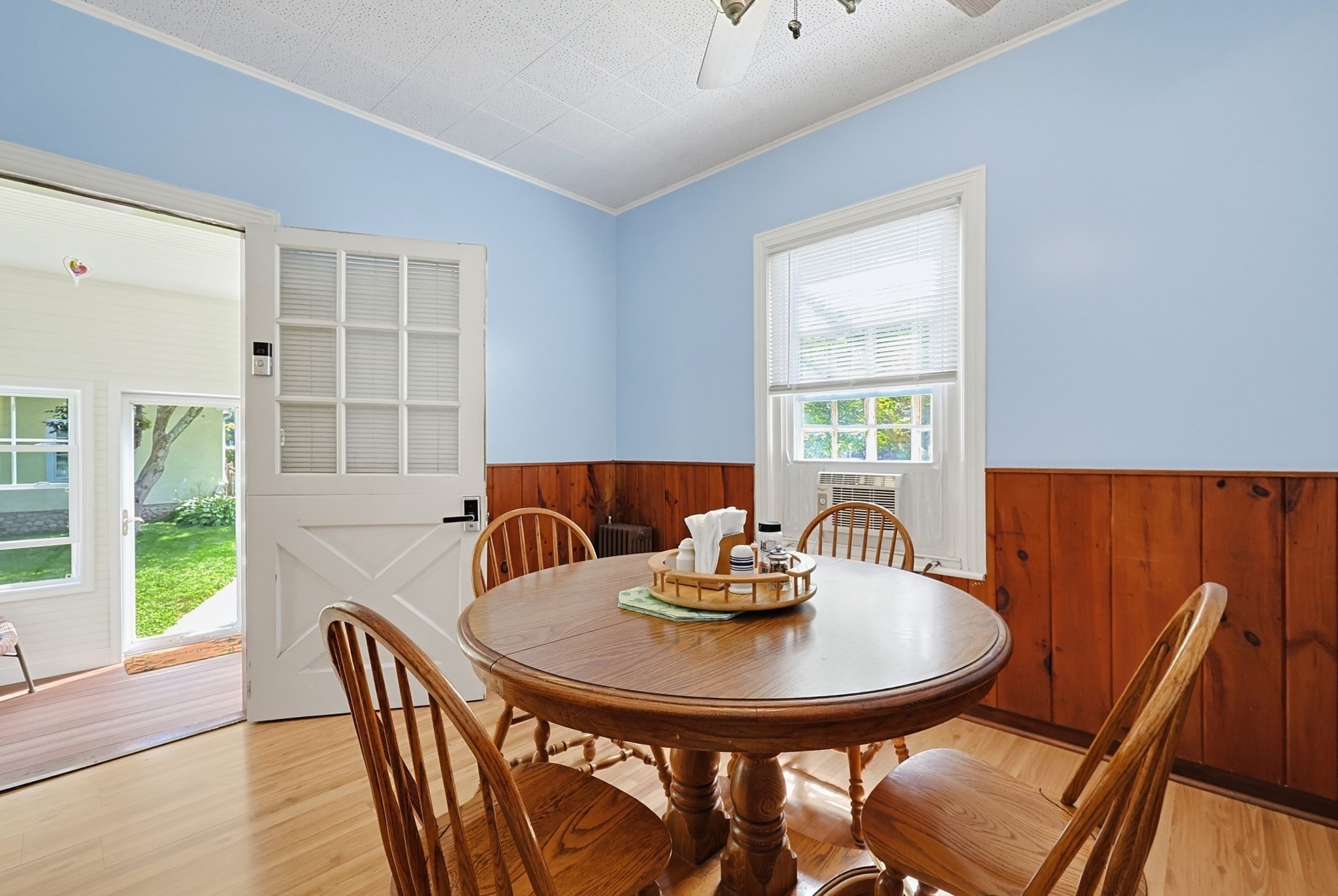 218 County St. Property Photo 16