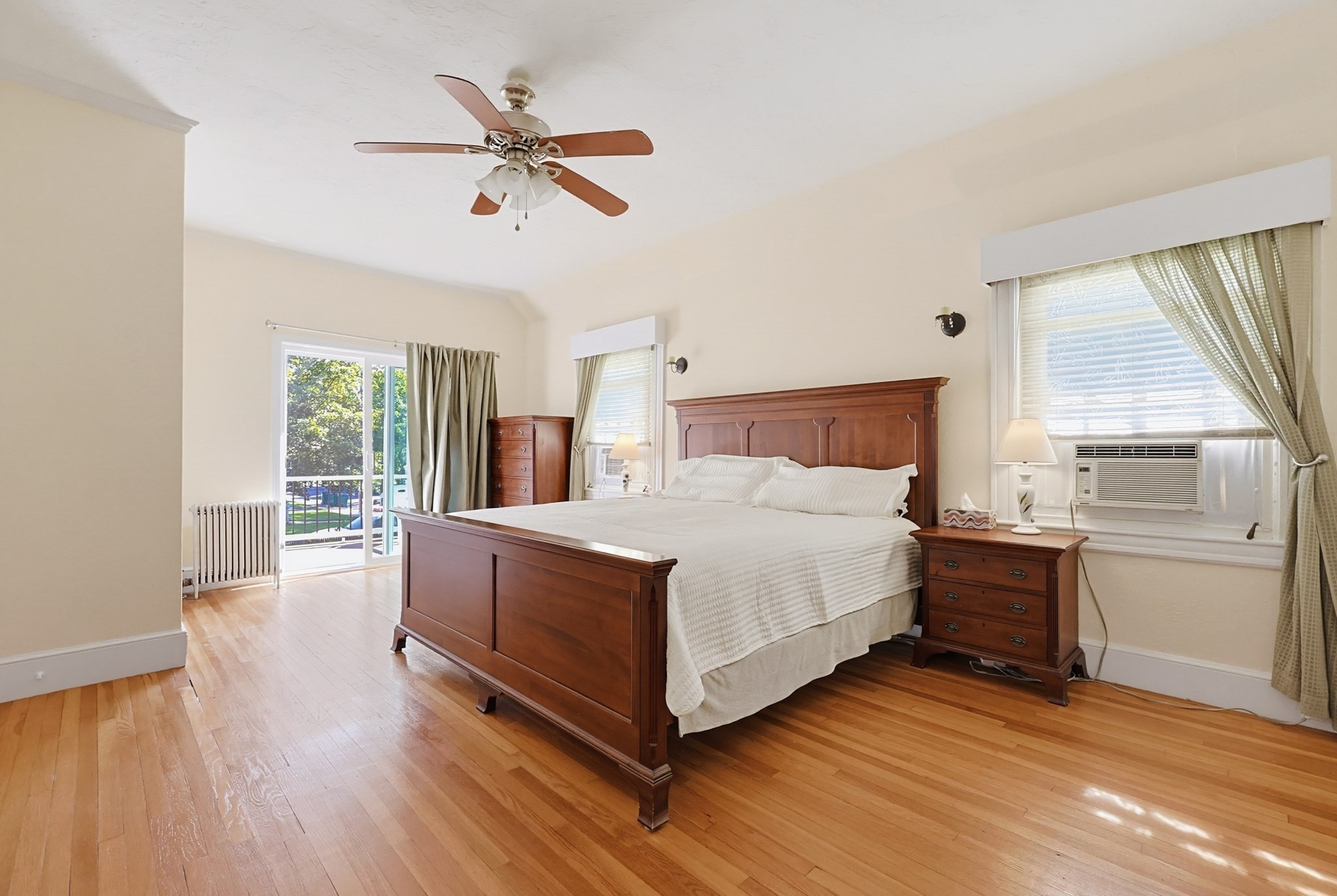 218 County St. Property Photo 20