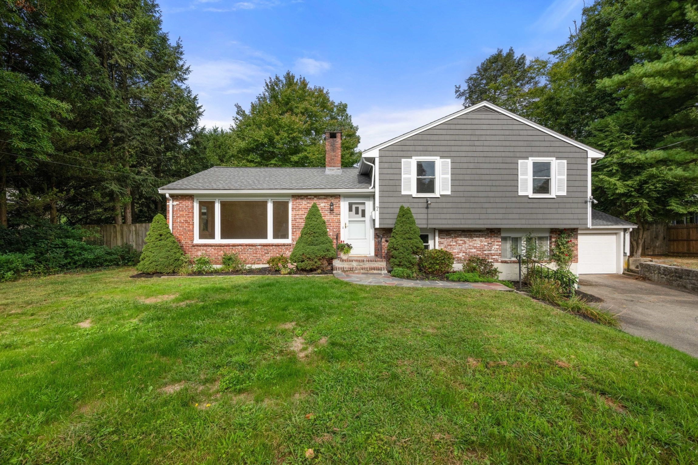 7 Gage Road Property Photo 2