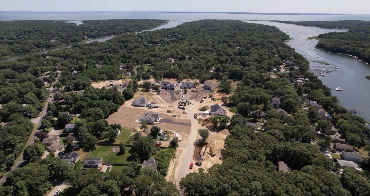3 Sailaway Lane Property Photo 4