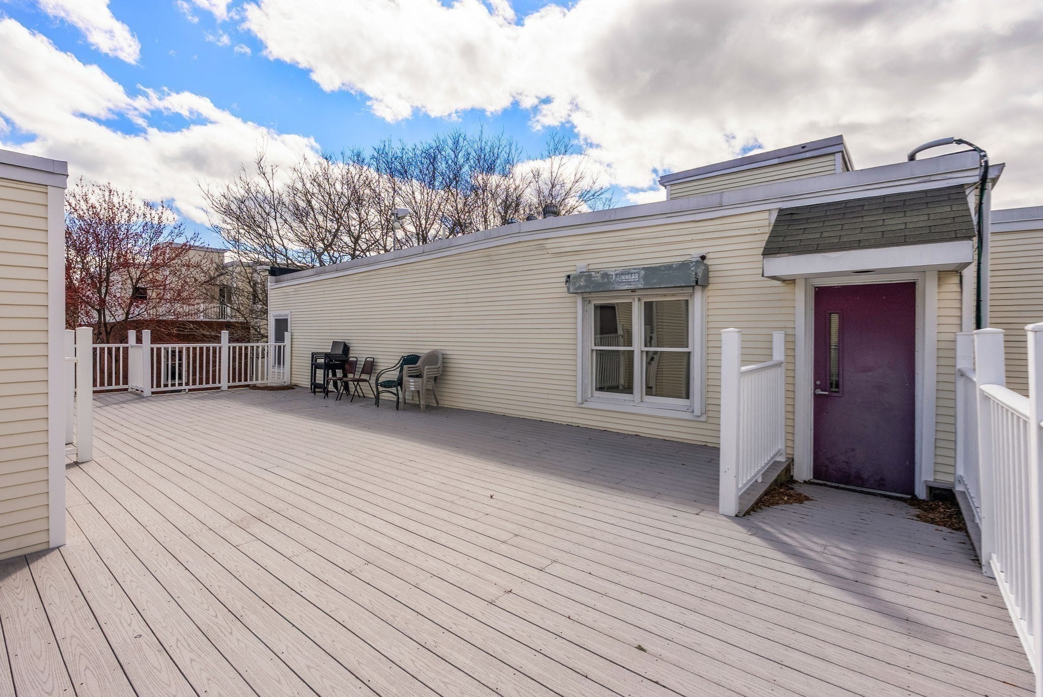 218 Thorndike St # 208b Property Photo 11