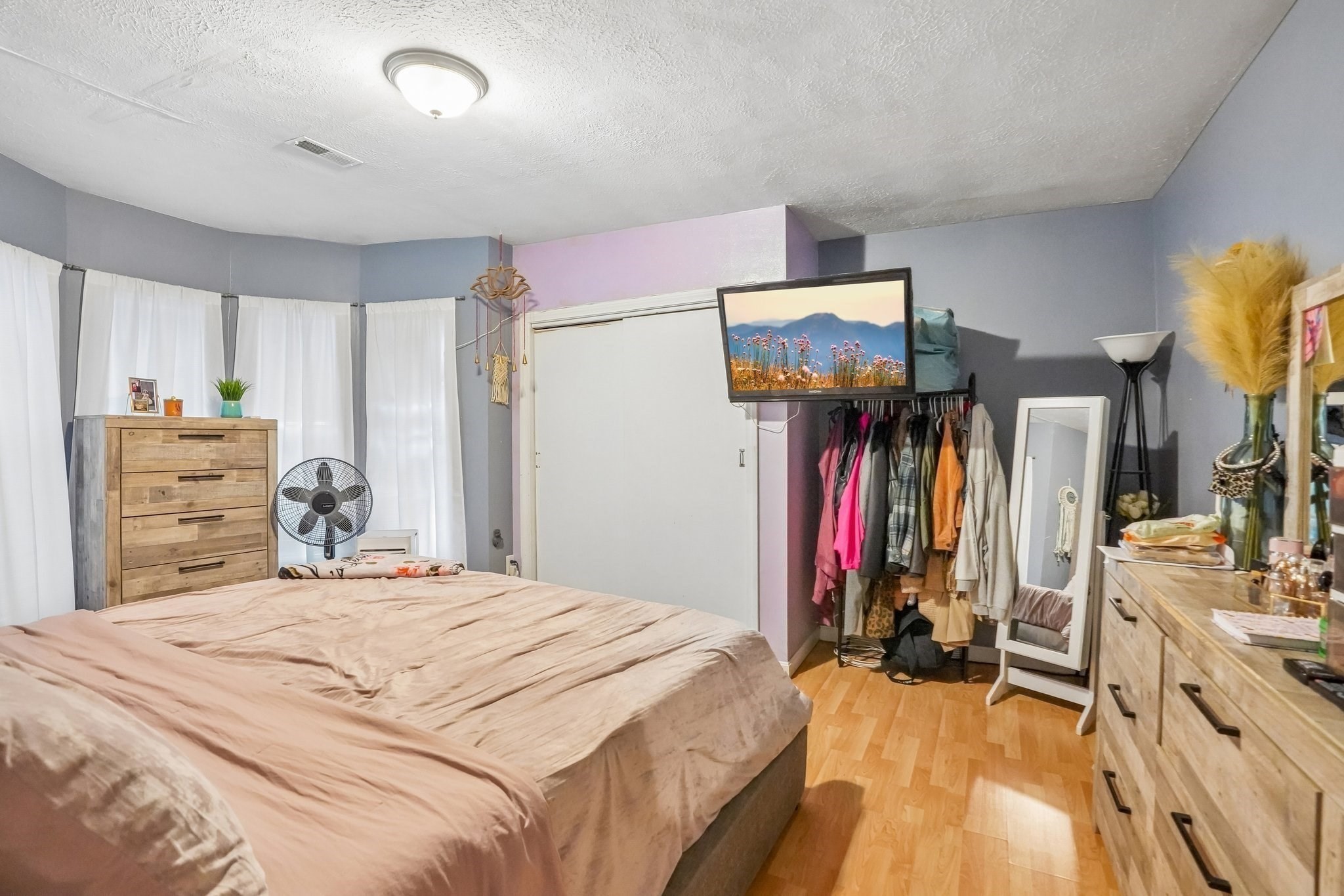 112 Fremont St Property Photo 25
