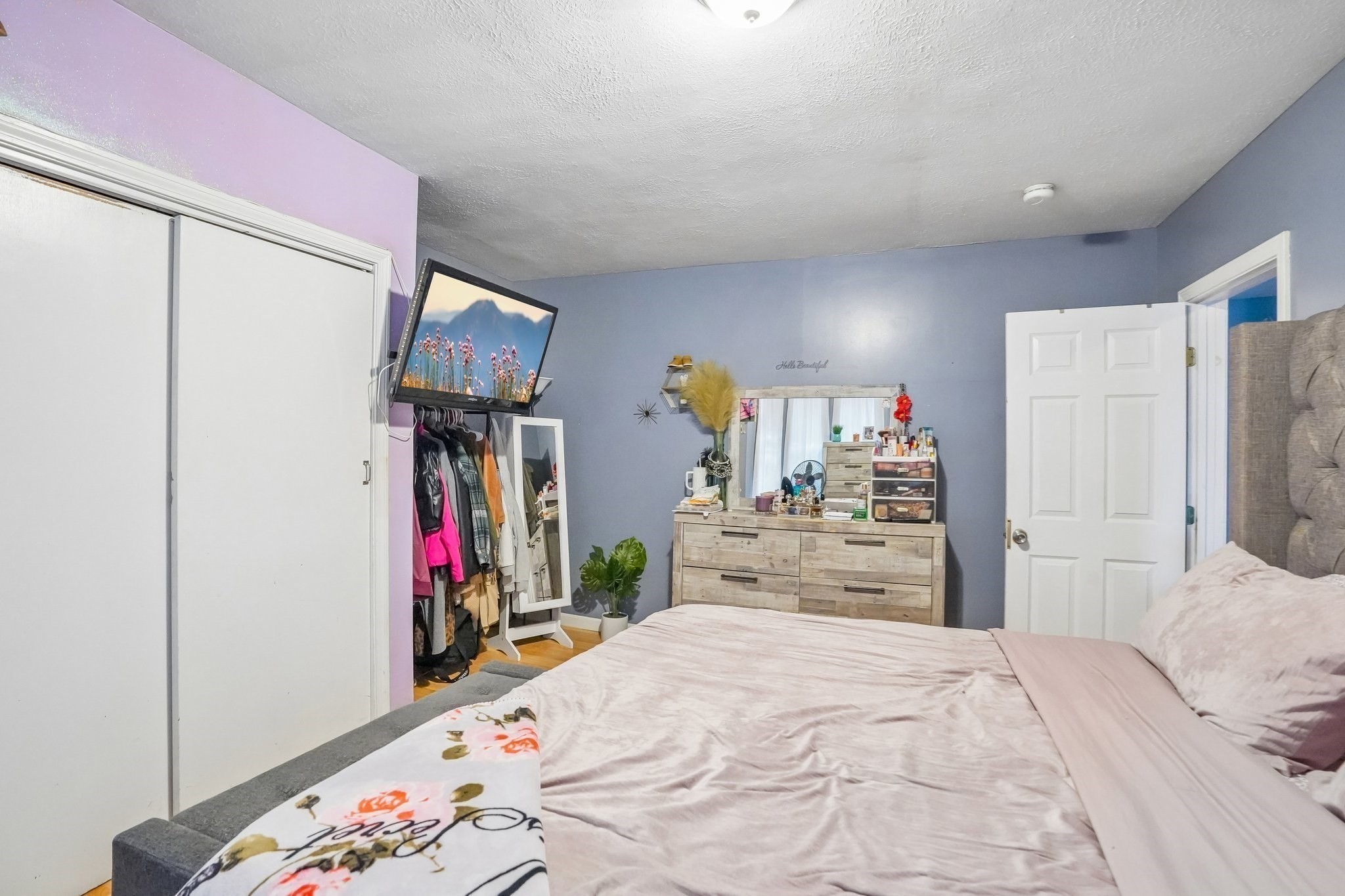 112 Fremont St Property Photo 26