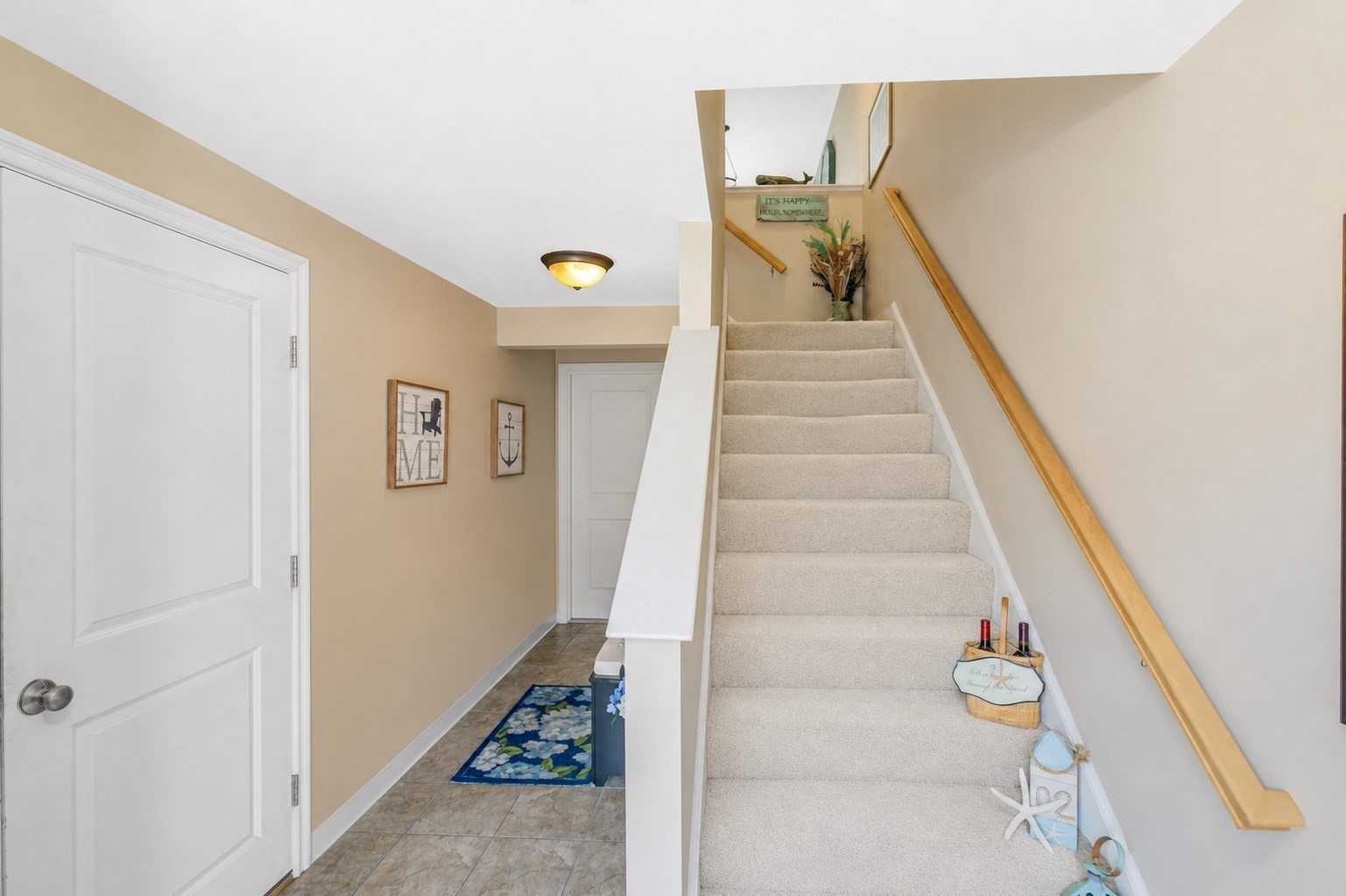 11 Partridge Ln # B Property Photo 2