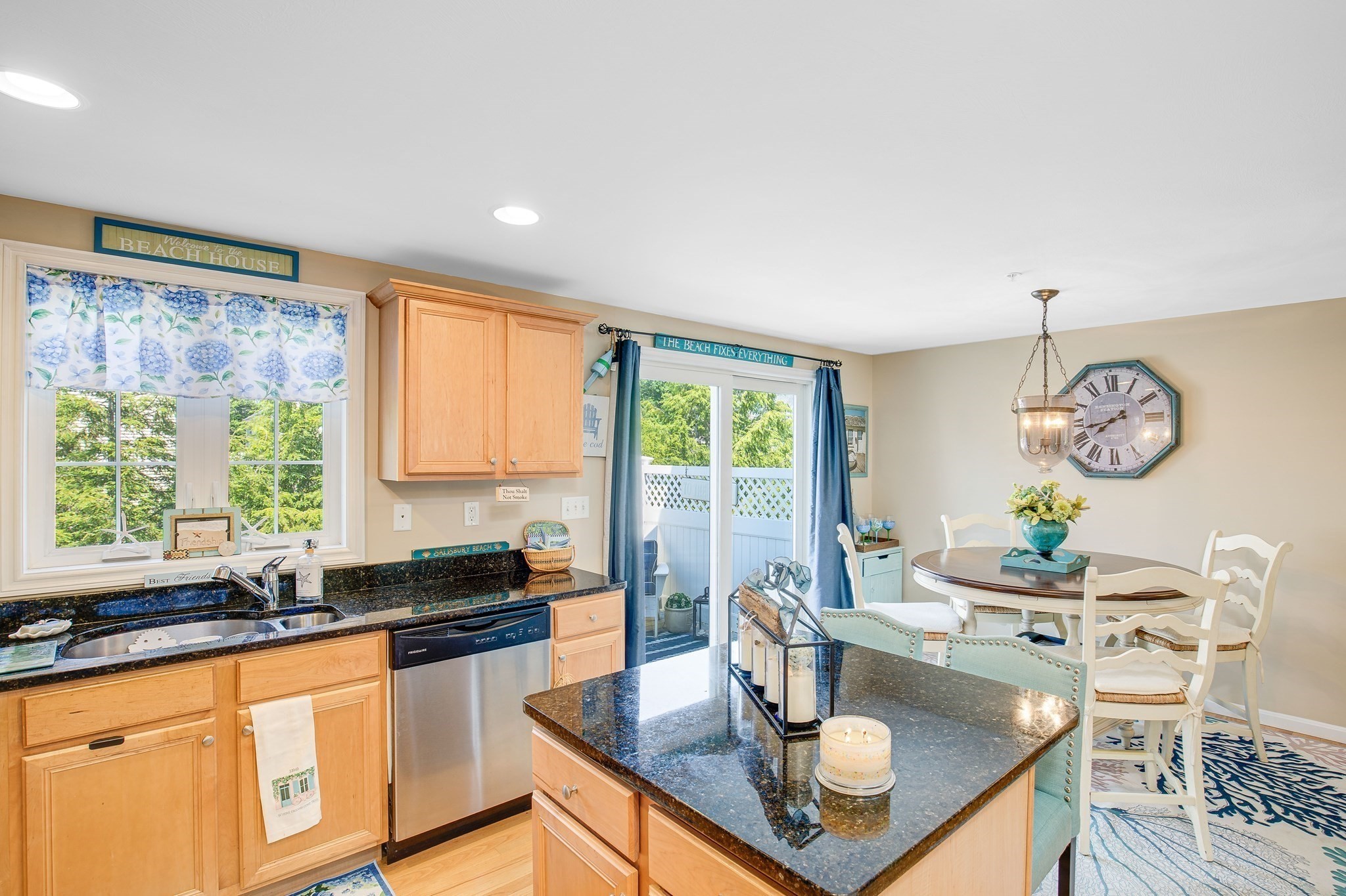 11 Partridge Ln # B Property Photo 4
