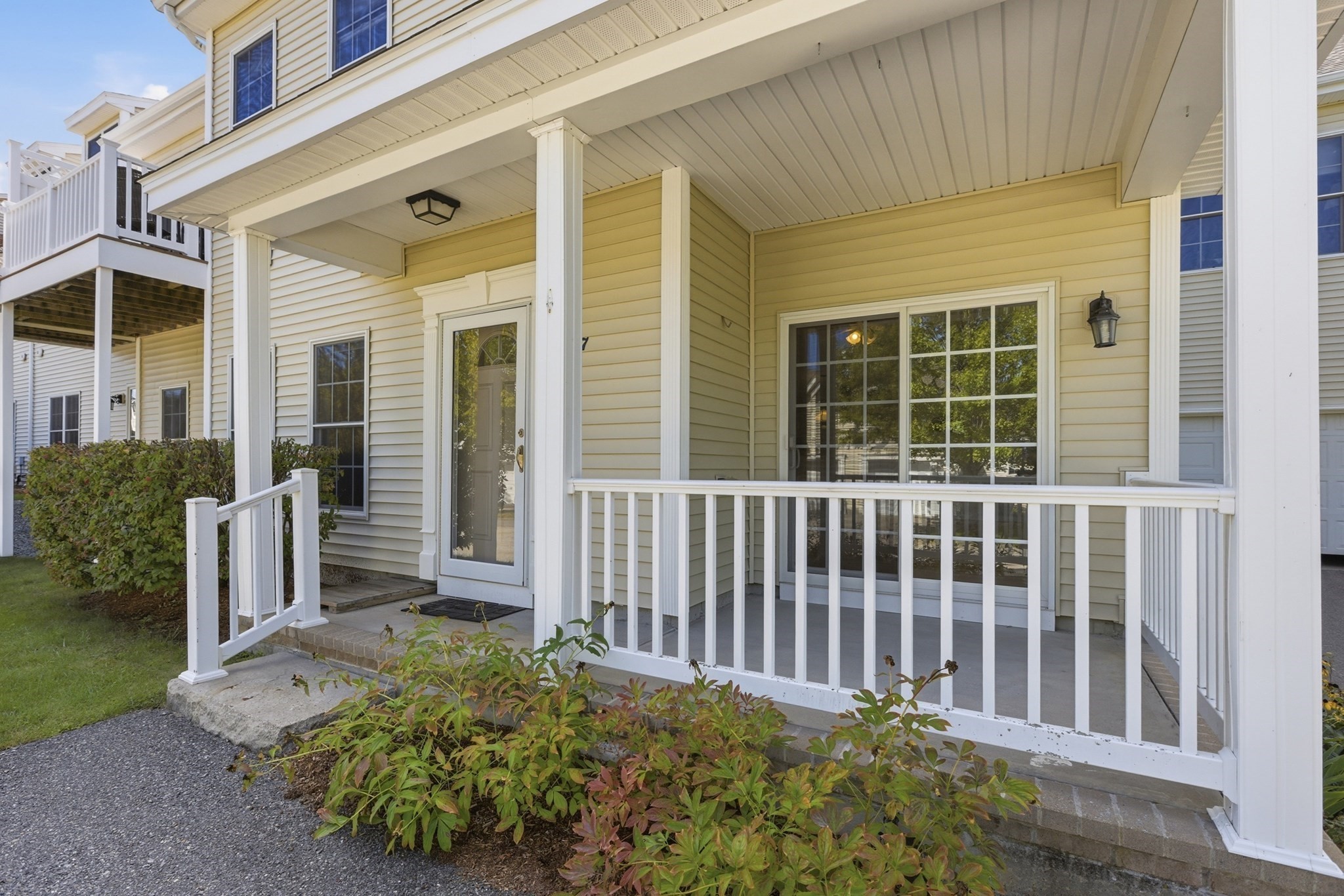 307 Autumn Ridge Dr # 307 Property Photo 3