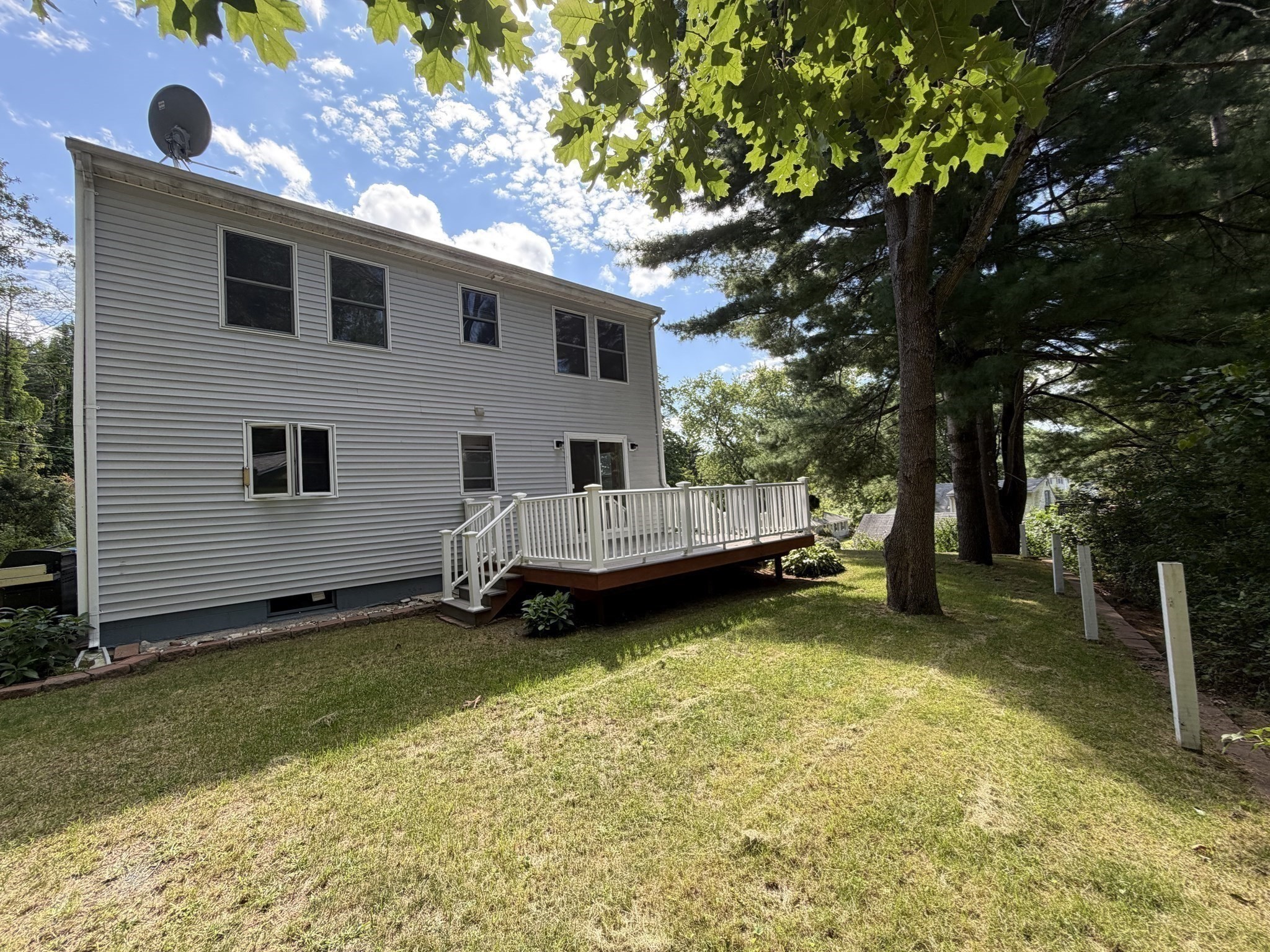 6 North Lane Property Photo 3