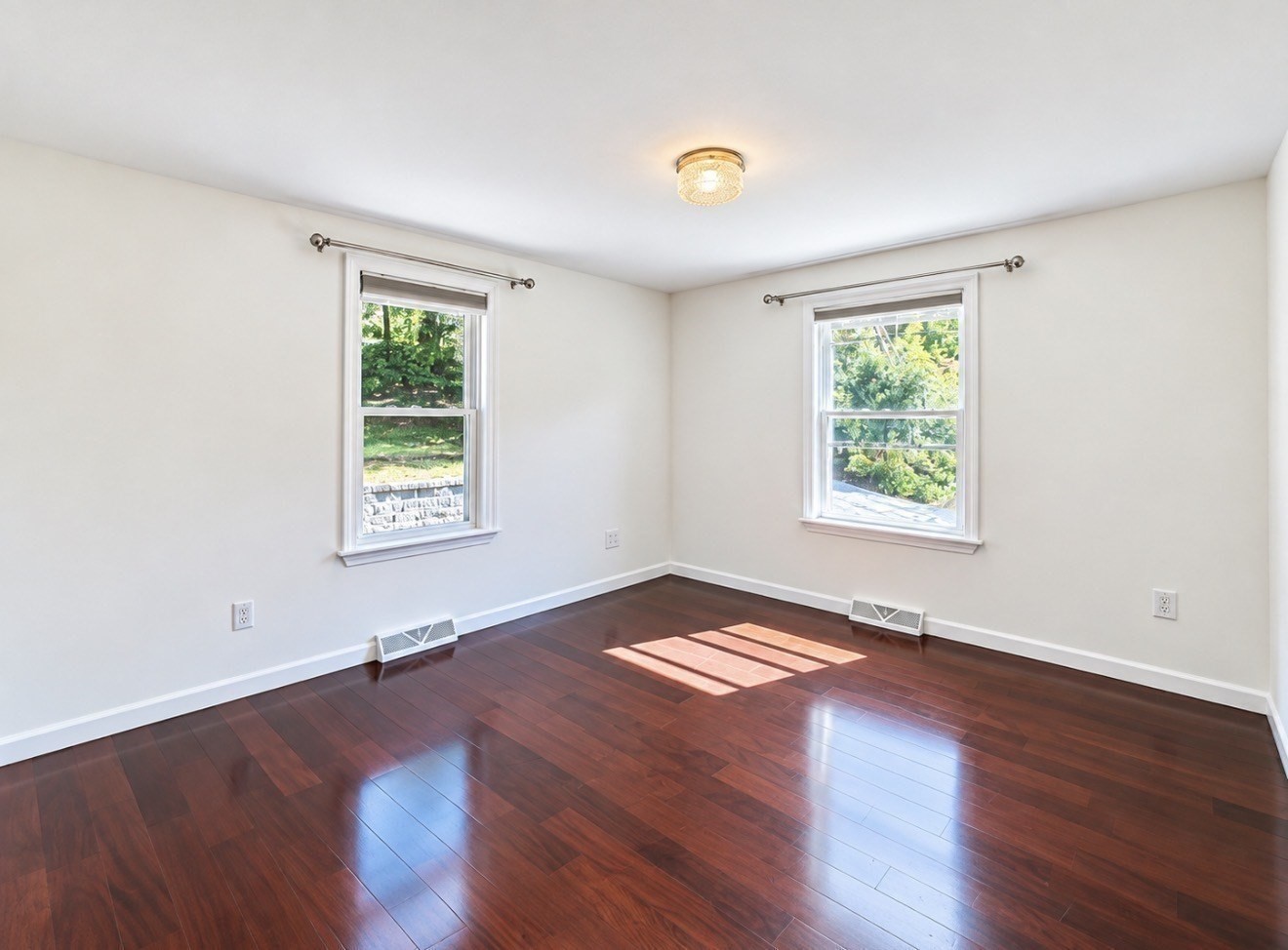 6 North Lane Property Photo 13