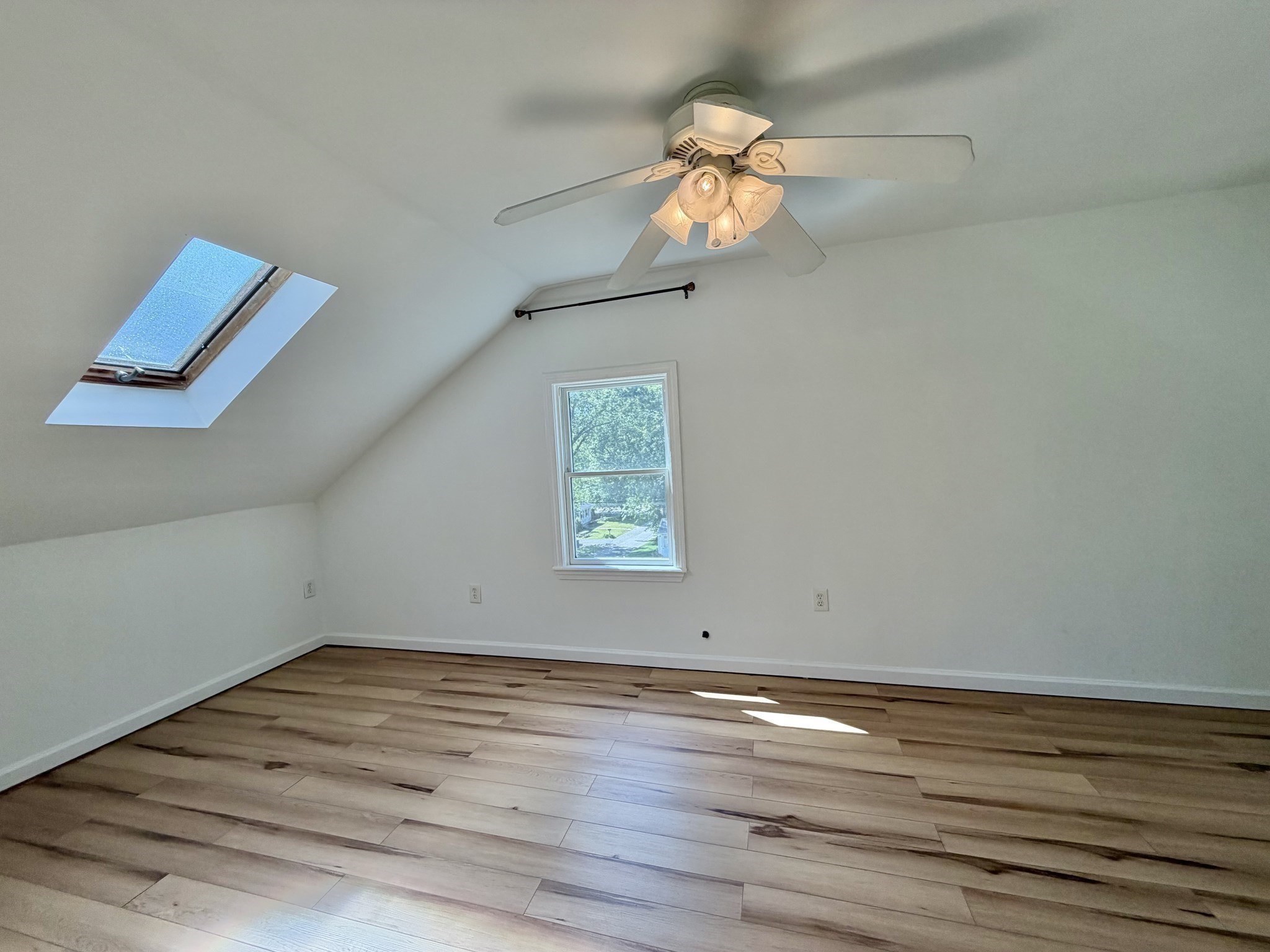 6 North Lane Property Photo 25