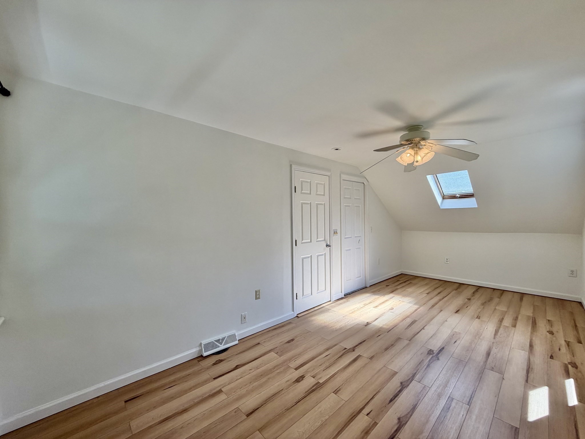 6 North Lane Property Photo 26