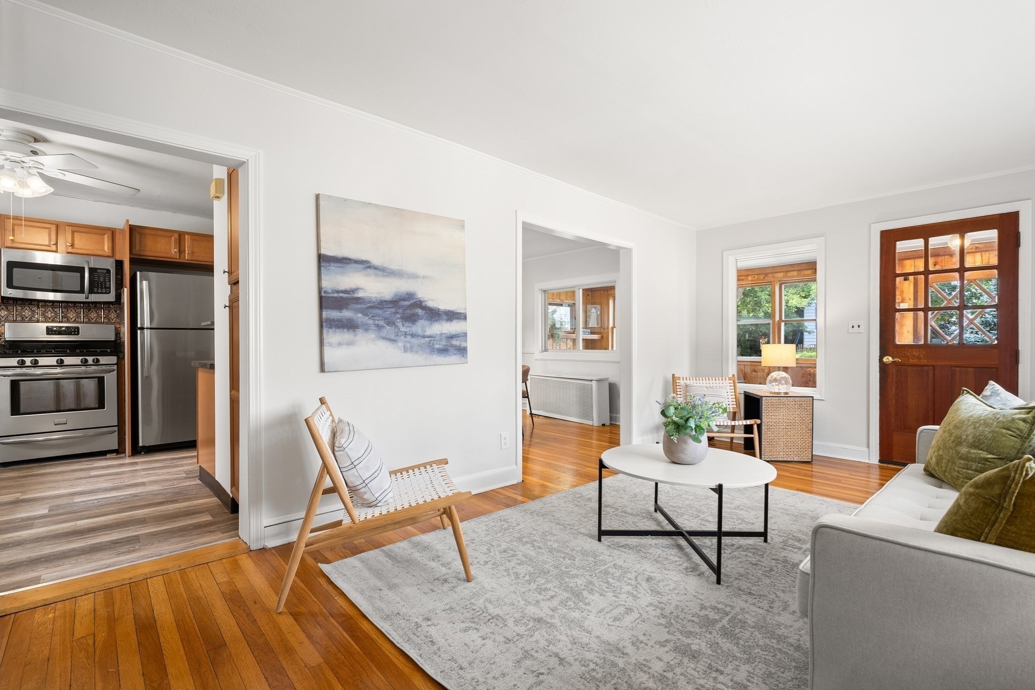 94 Hibbert St Property Photo 4