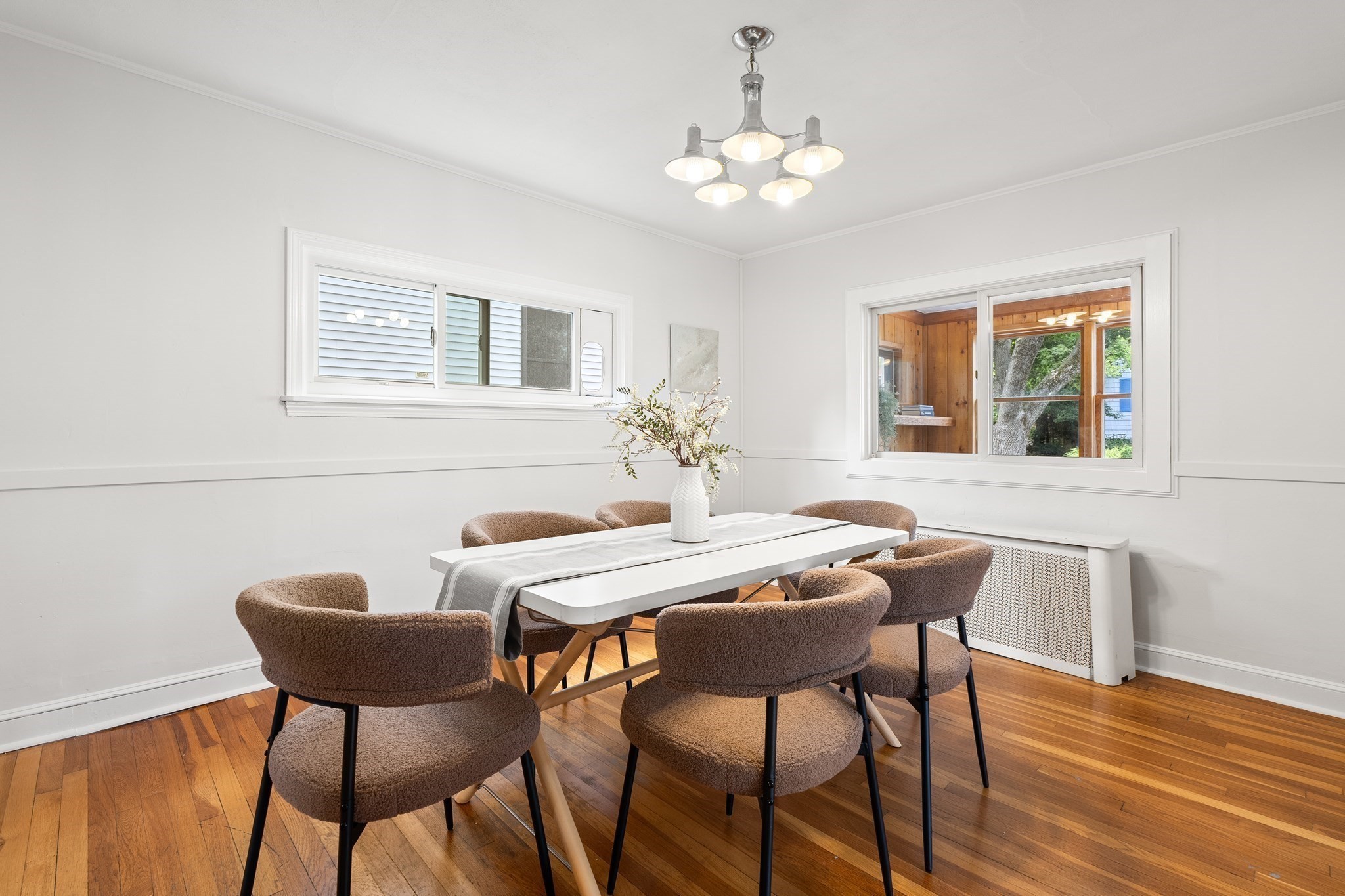 94 Hibbert St Property Photo 12