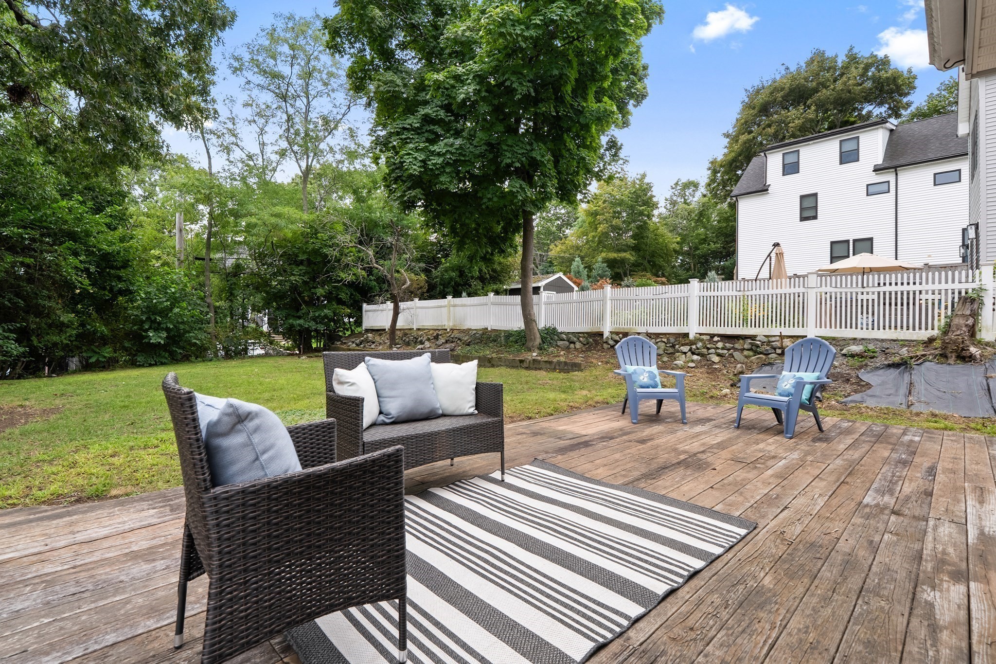 94 Hibbert St Property Photo 32
