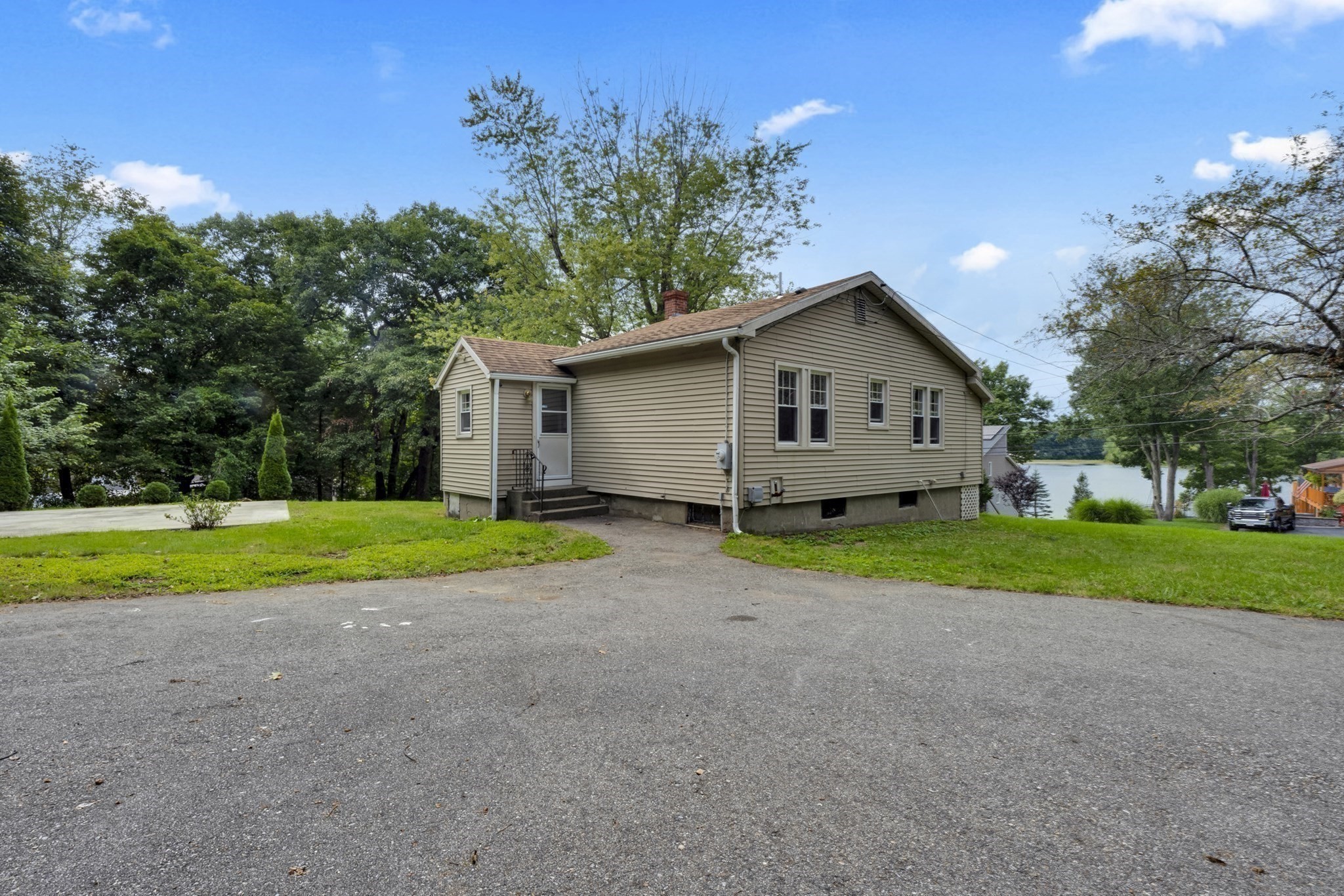 82 Waite Street Property Photo 9