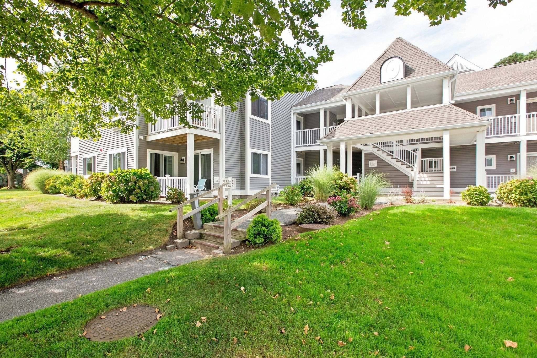 62 Fletcher Ln # A Property Photo 2