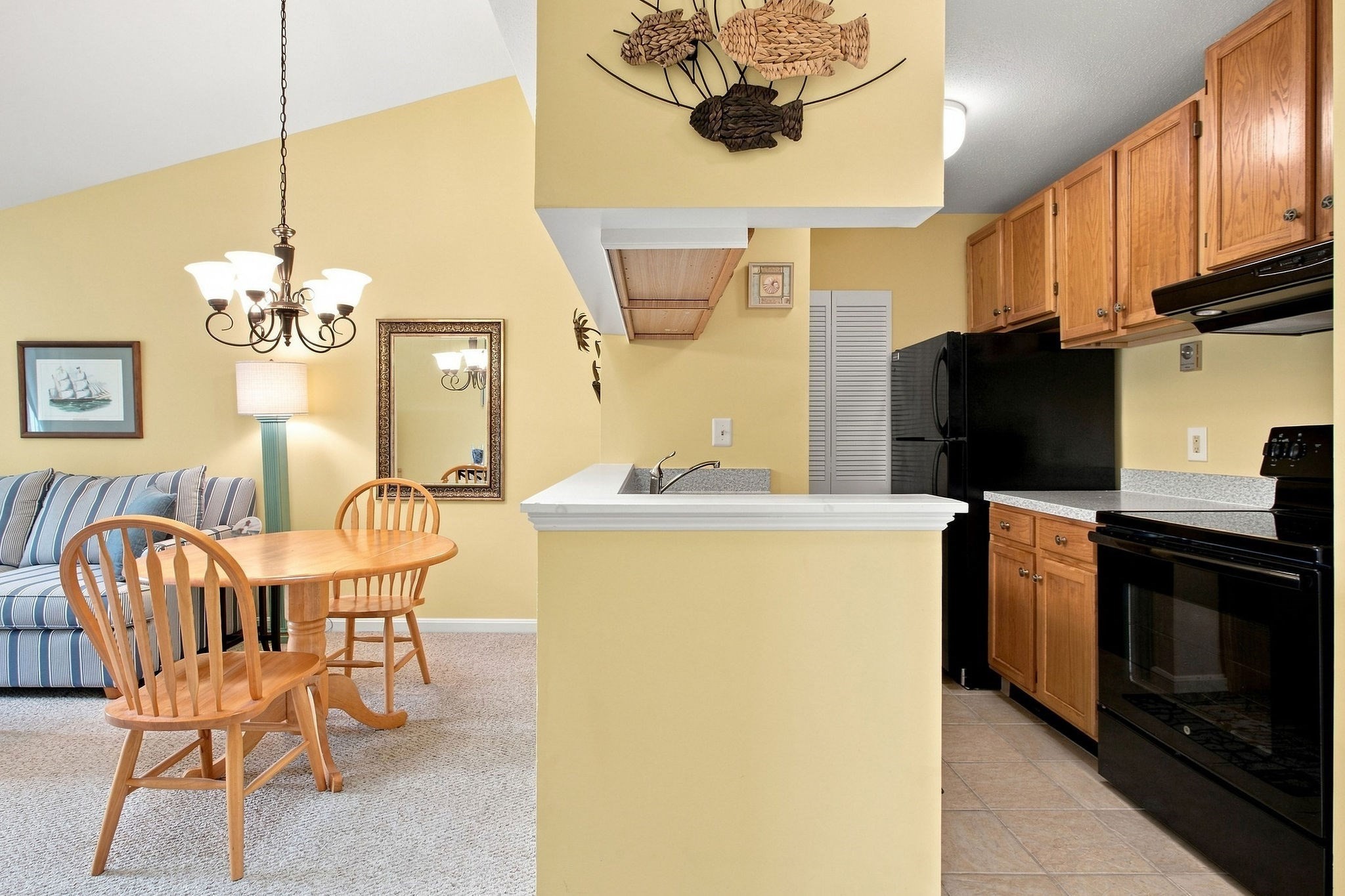 62 Fletcher Ln # A Property Photo 11