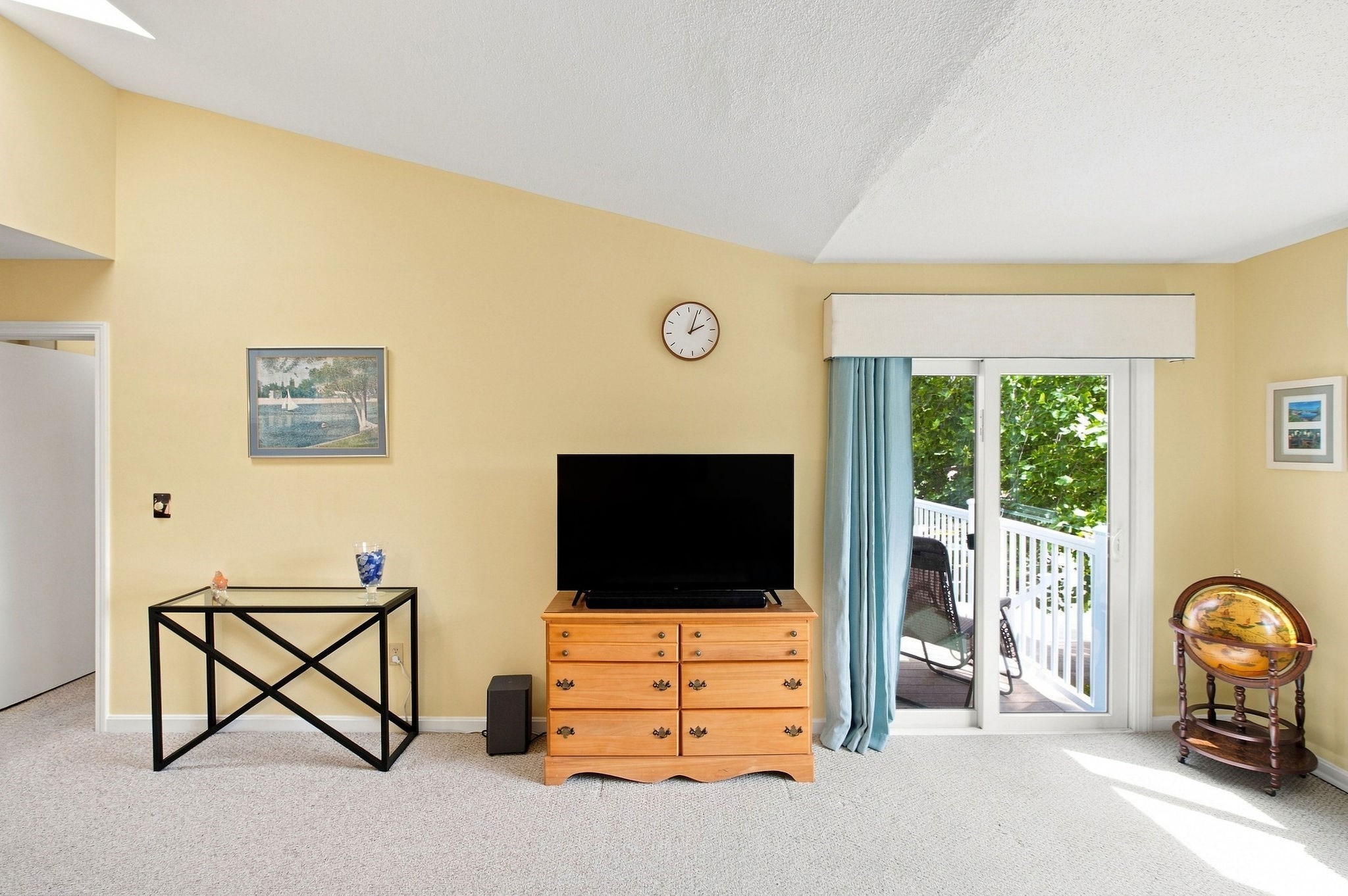 62 Fletcher Ln # A Property Photo 15