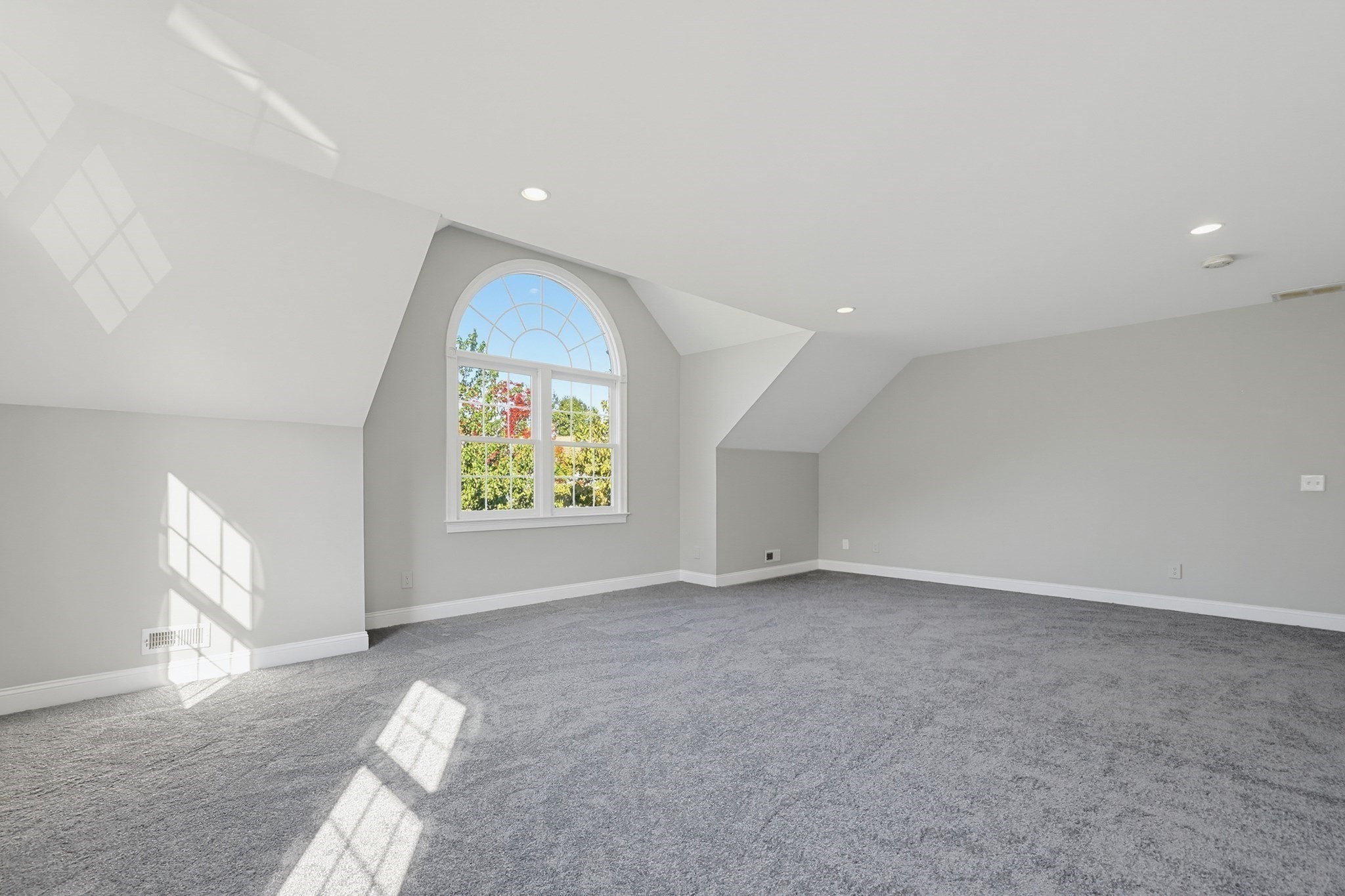 6 Samuel Path Property Photo 21