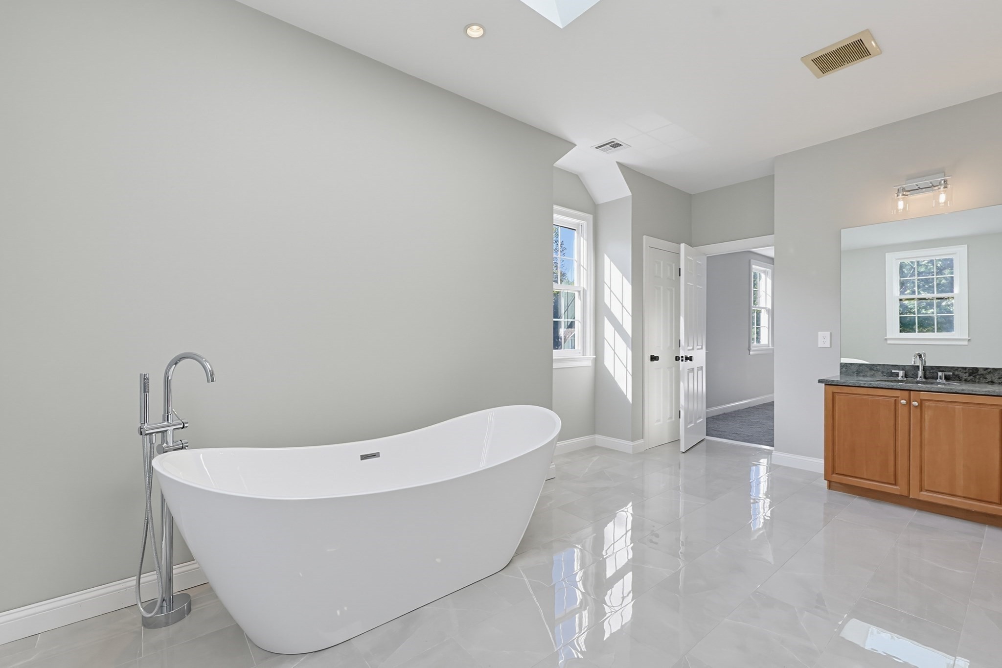 6 Samuel Path Property Photo 27