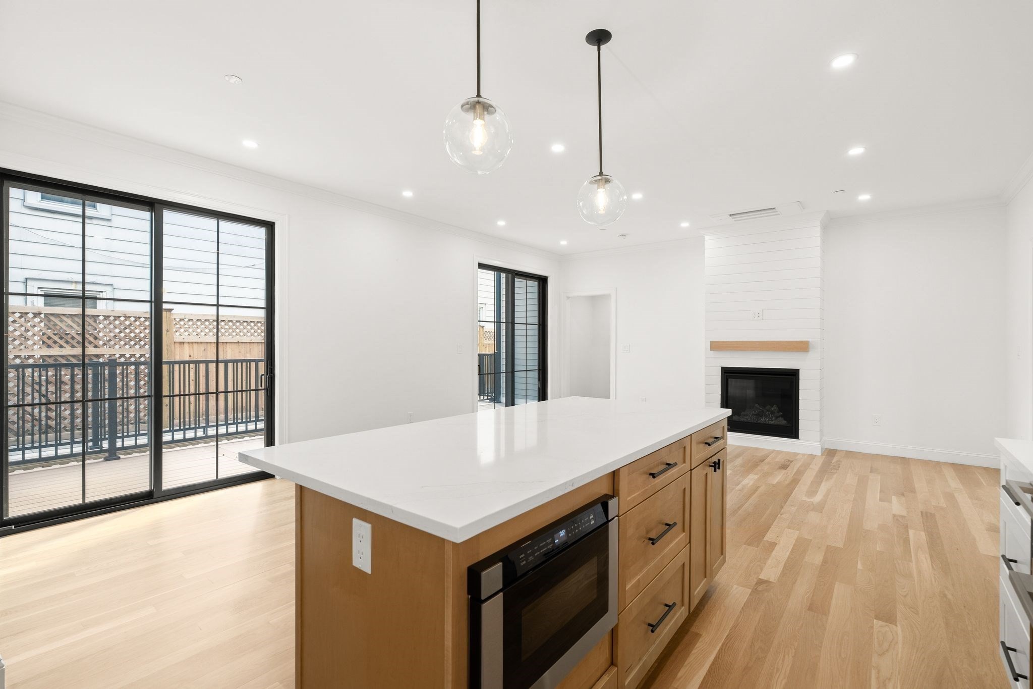27 Shepard St # 3 Property Photo 14