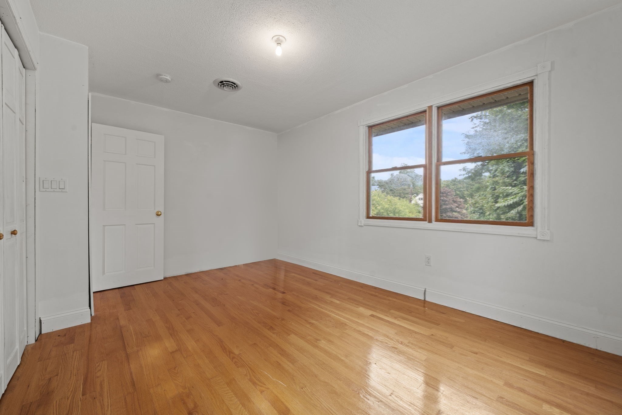 119 Winn Street Property Photo 24