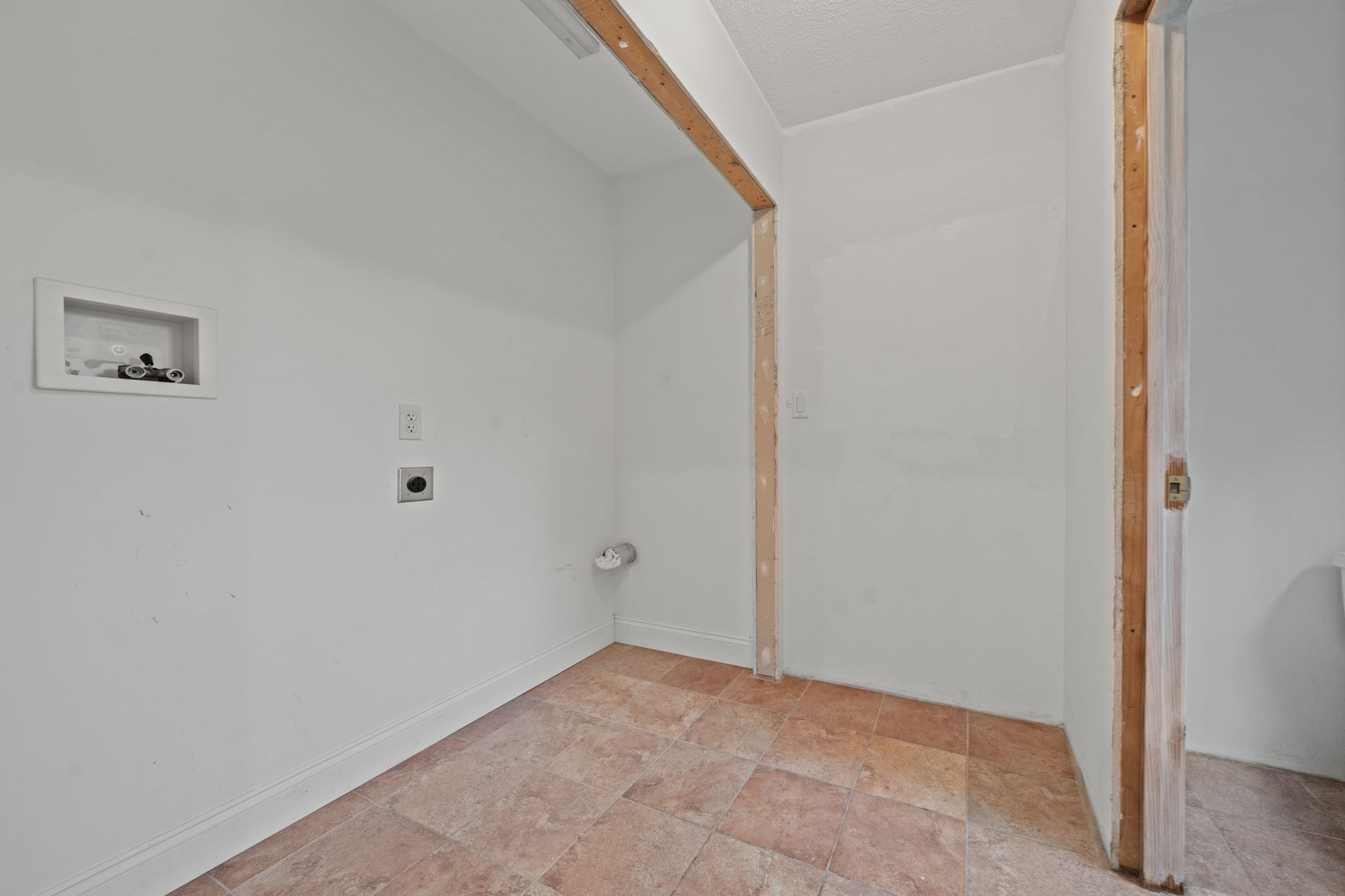 119 Winn Street Property Photo 33