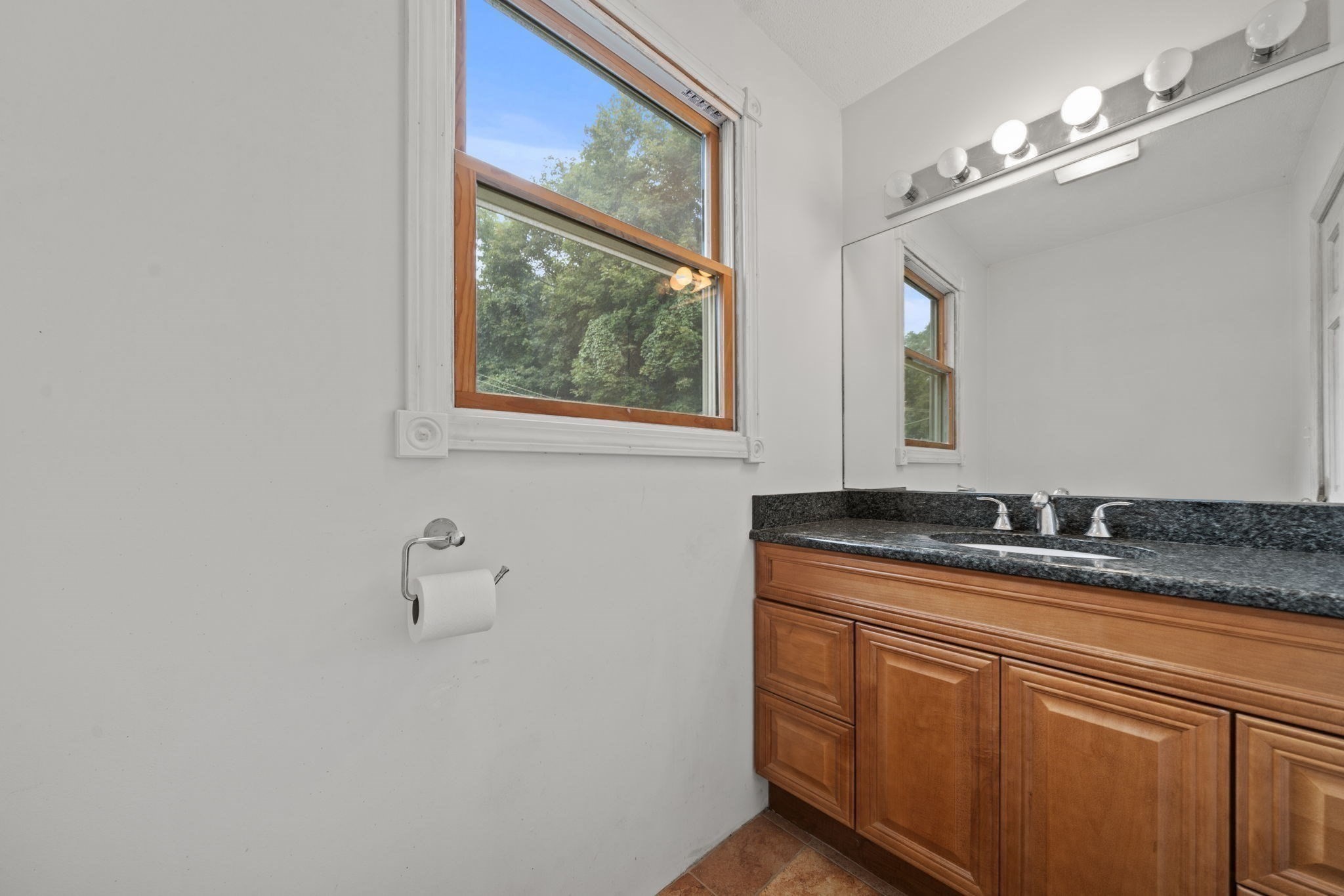 119 Winn Street Property Photo 35