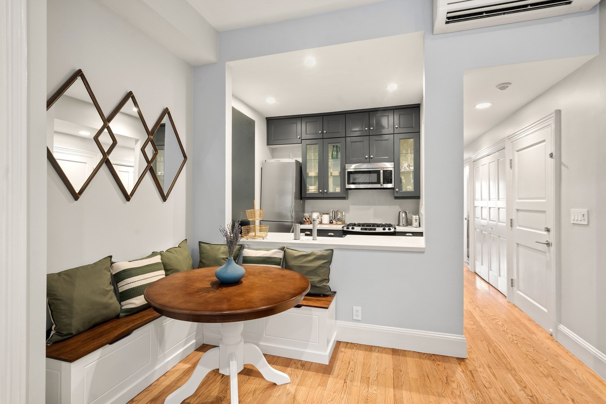 209 W Canton St # 3 Property Photo 6