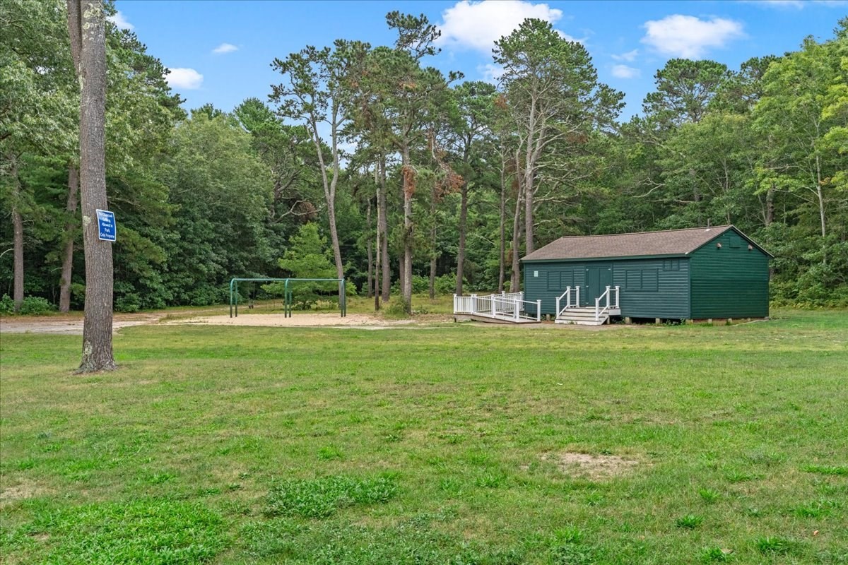 207 Bartlett Rd Property Photo 32