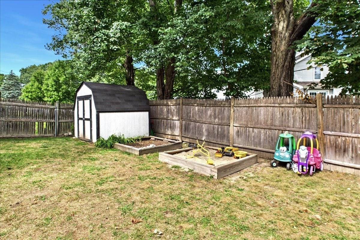 65 Turner Street Property Photo 38