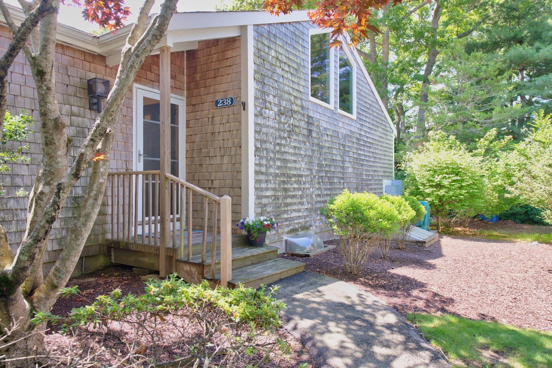 238 Seaward Bend # 238 Property Photo 2