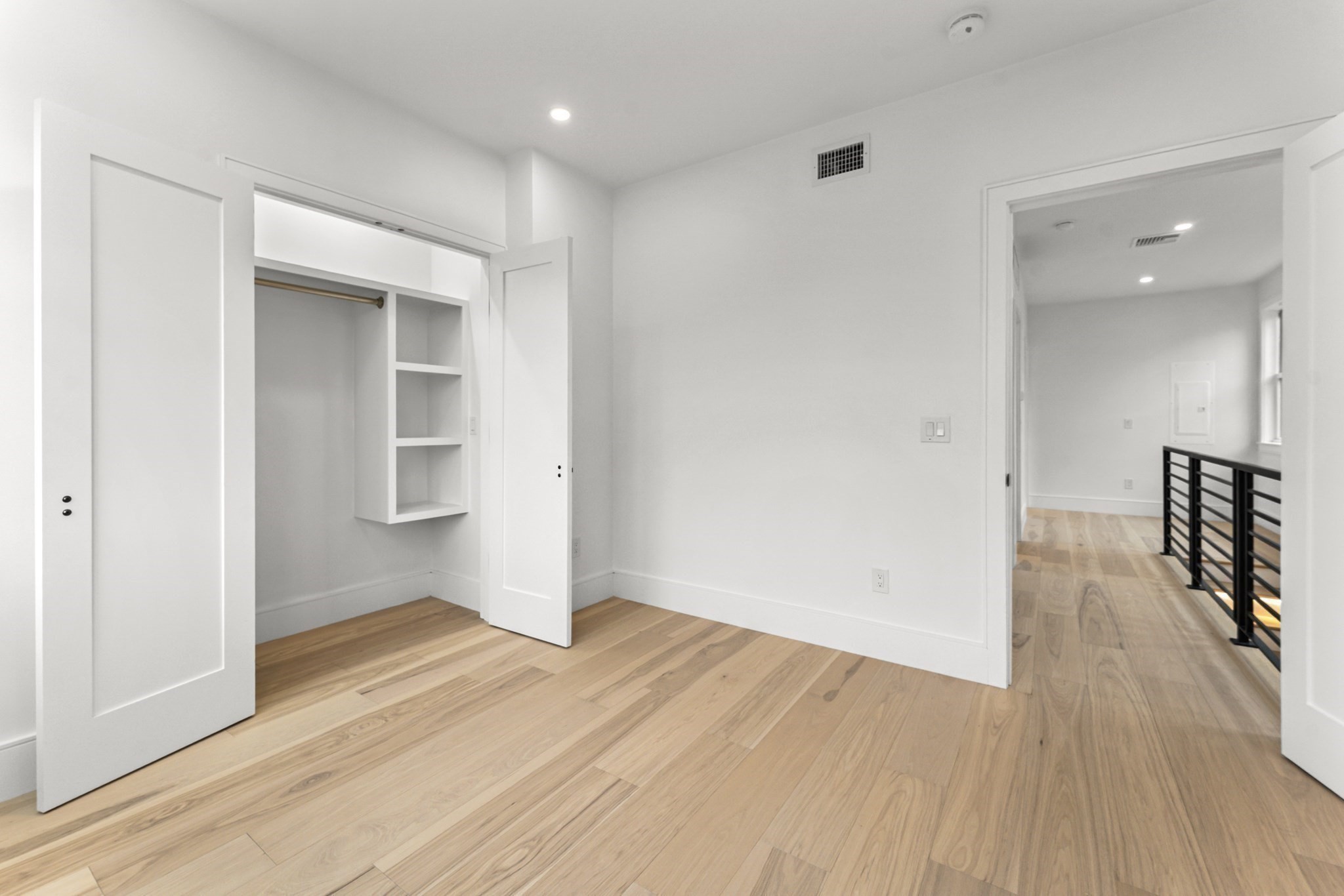 327 Alewife Brook Pkwy # B Property Photo 29