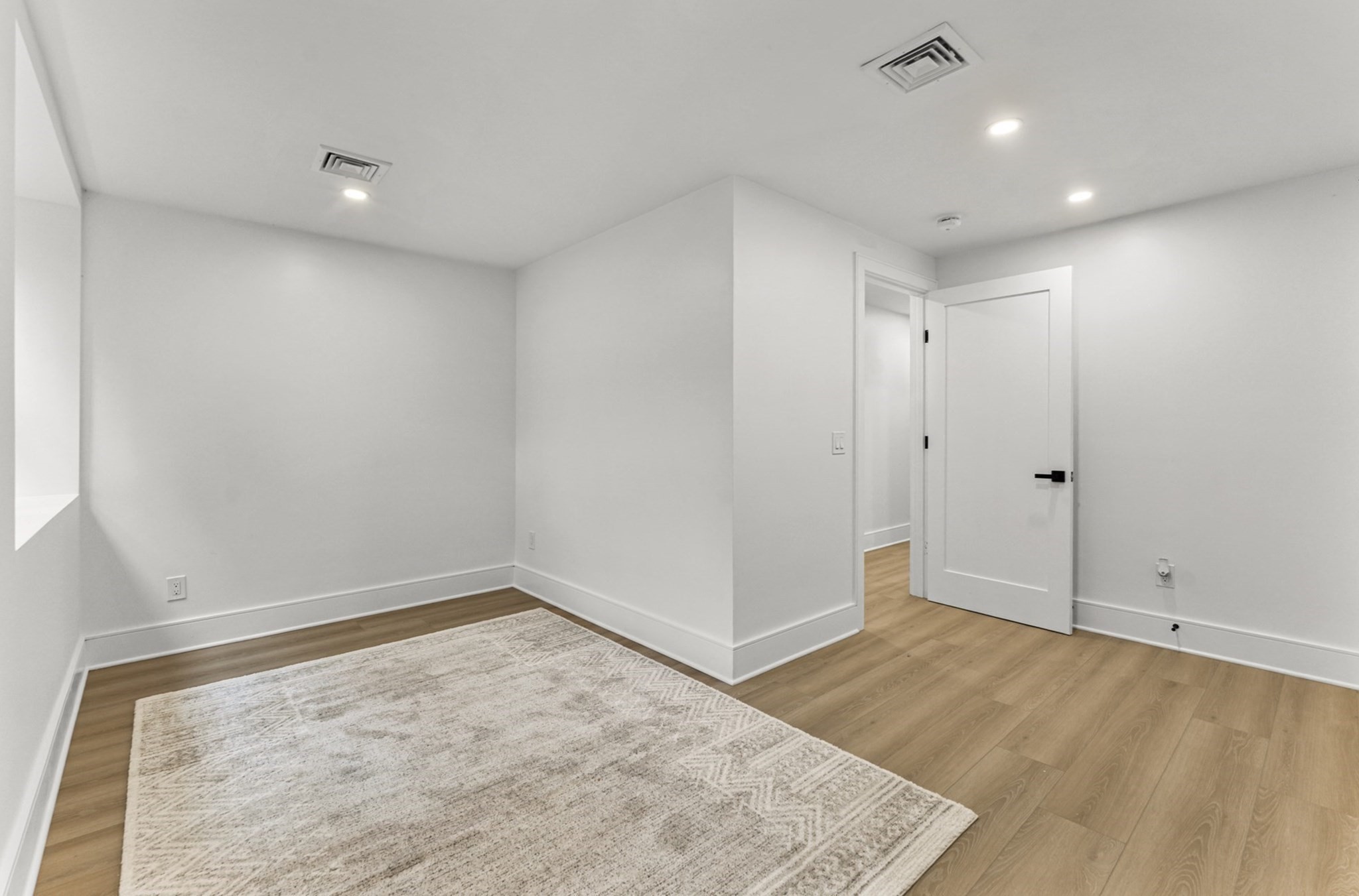 327 Alewife Brook Pkwy # B Property Photo 30