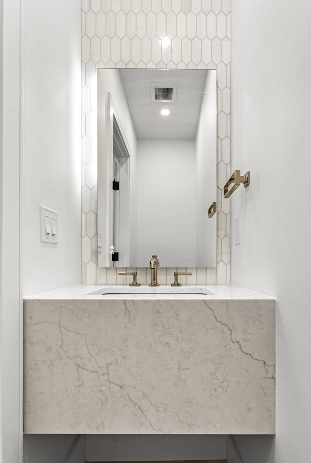 327 Alewife Brook Pkwy # B Property Photo 33