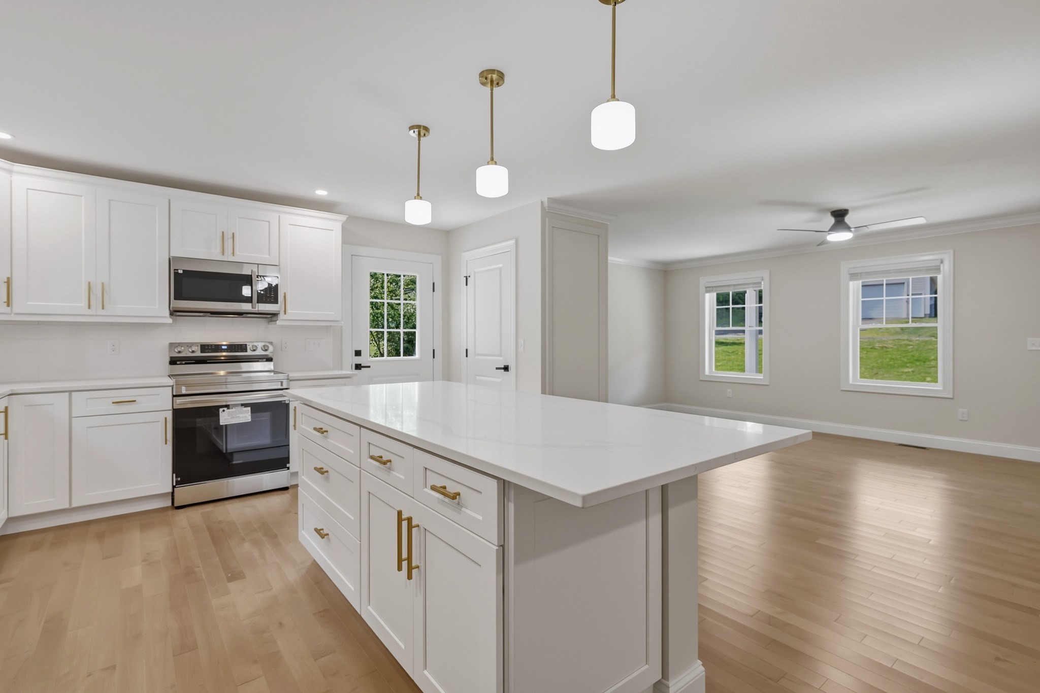 16 Gunn Rd. Ext # B Property Photo 18