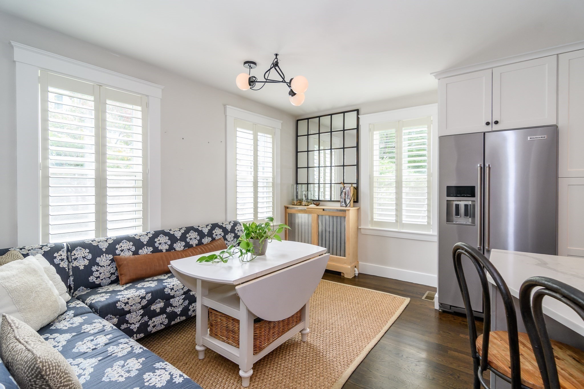 56 Curve Street Property Photo 2
