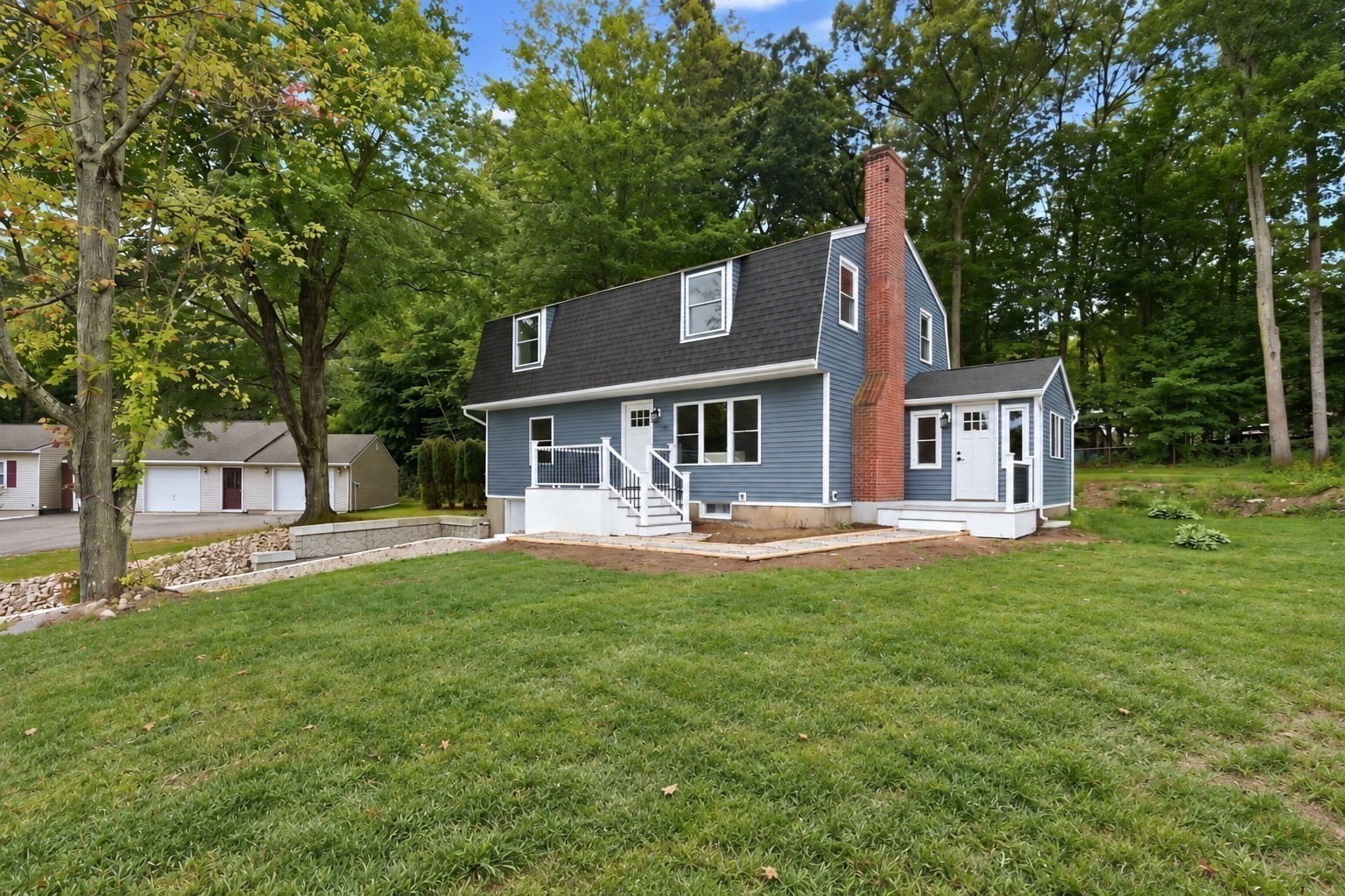 19 Linwood Dr Property Photo 1