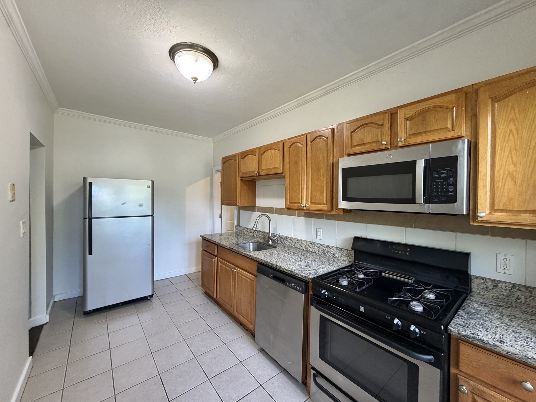 435 Walnut Ave # 9 Property Photo 3