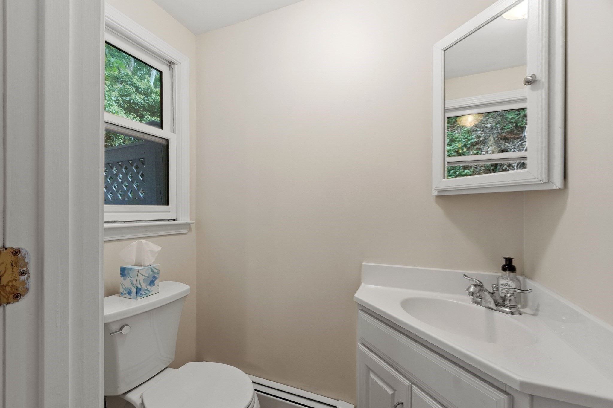95 Pine St # A Property Photo 10