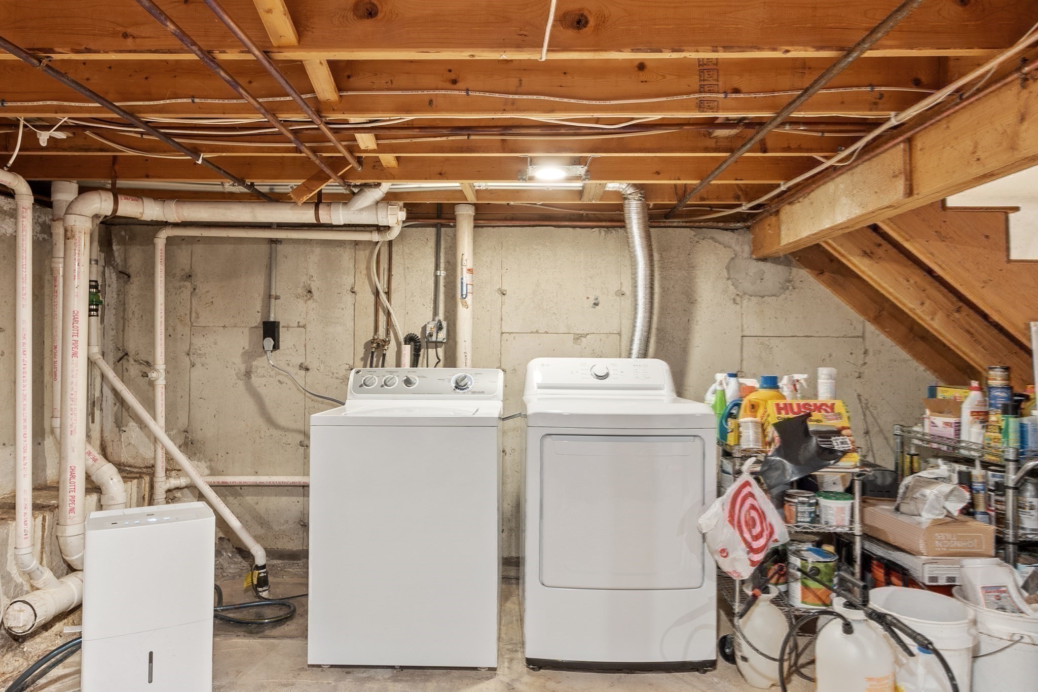 95 Pine St # A Property Photo 21
