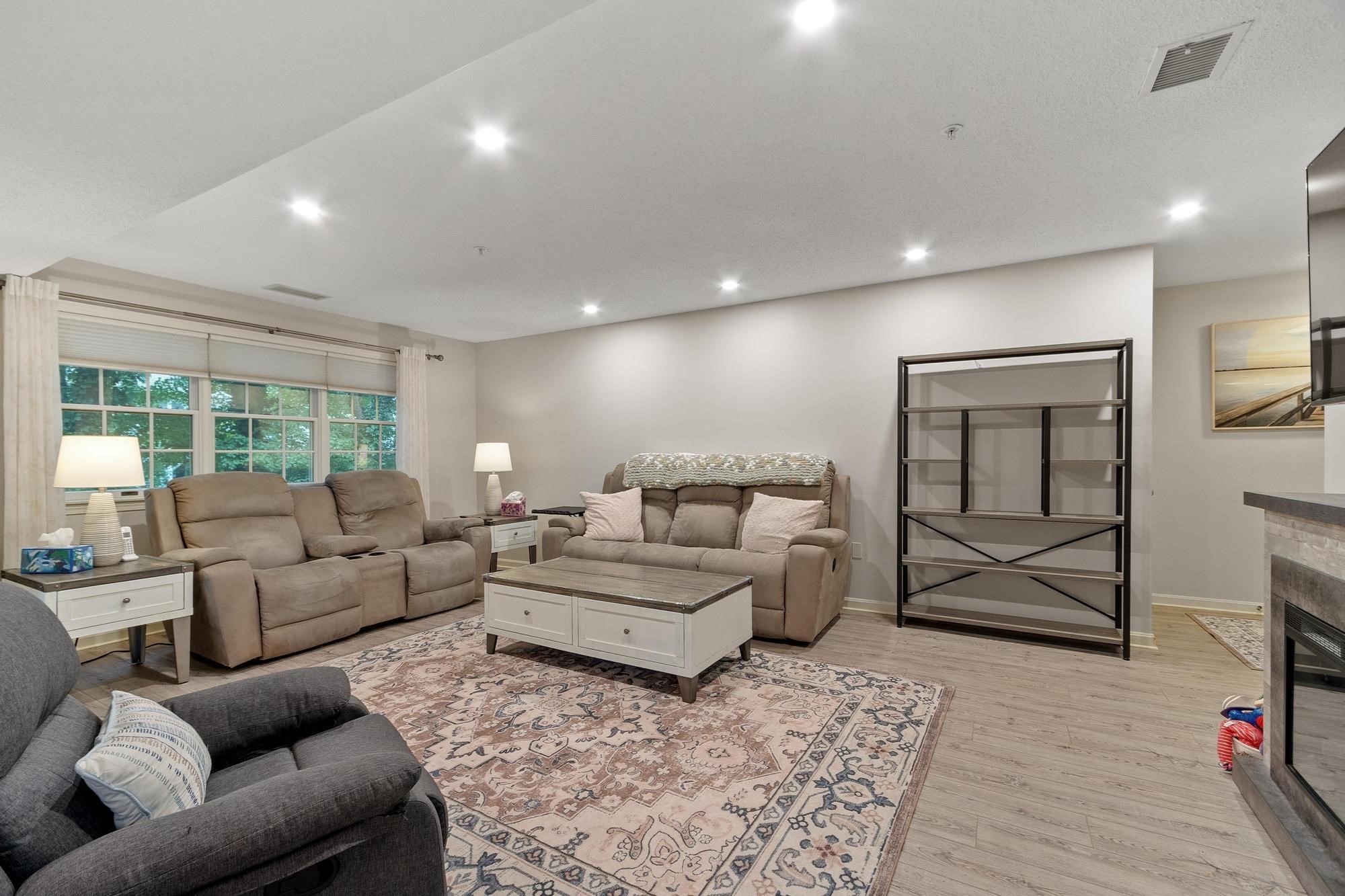 28 America Way # 3 Property Photo 6