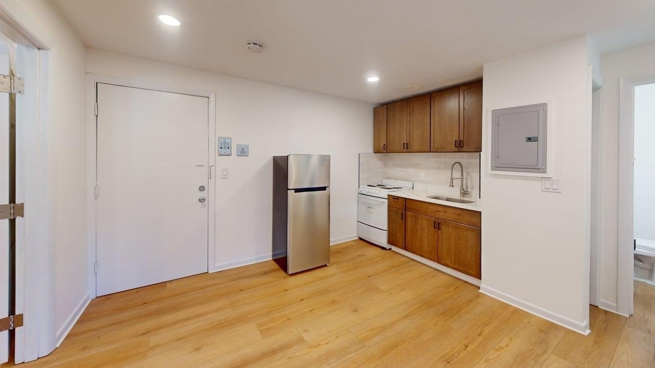 2 Granite St # 7 Property Photo 3