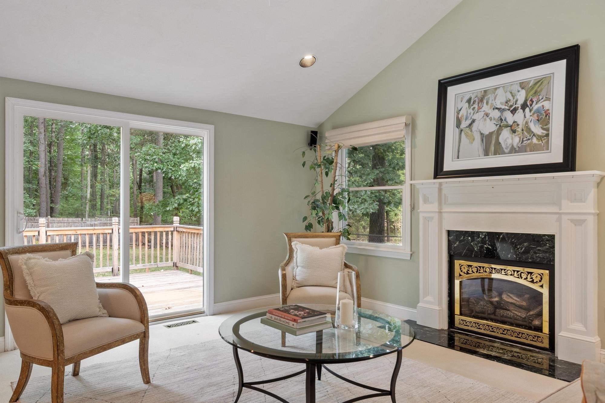 160 Groton Rd Property Photo 5