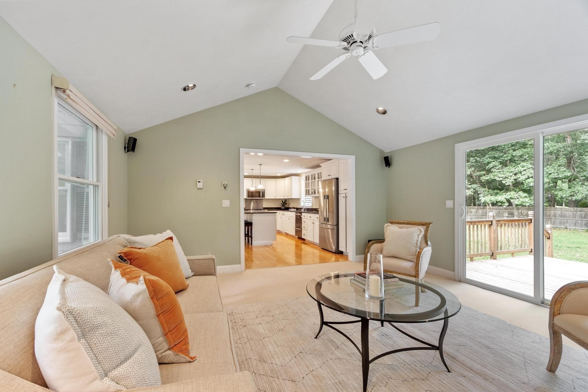 160 Groton Rd Property Photo 6
