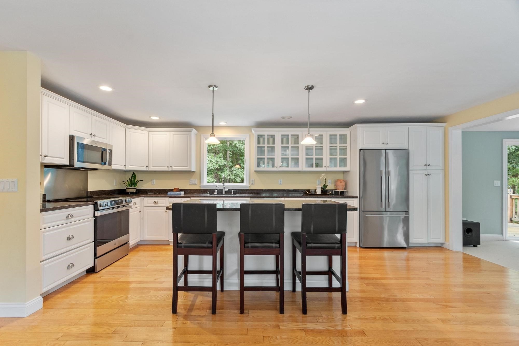 160 Groton Rd Property Photo 8