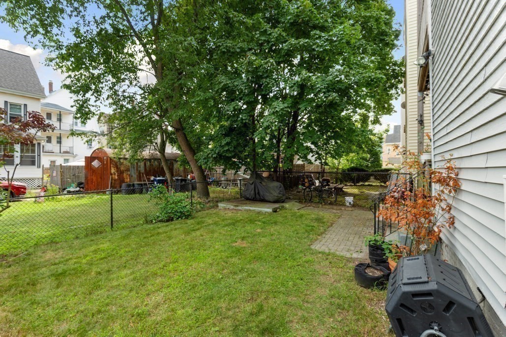 47 Litchfield St # 102 Property Photo 28
