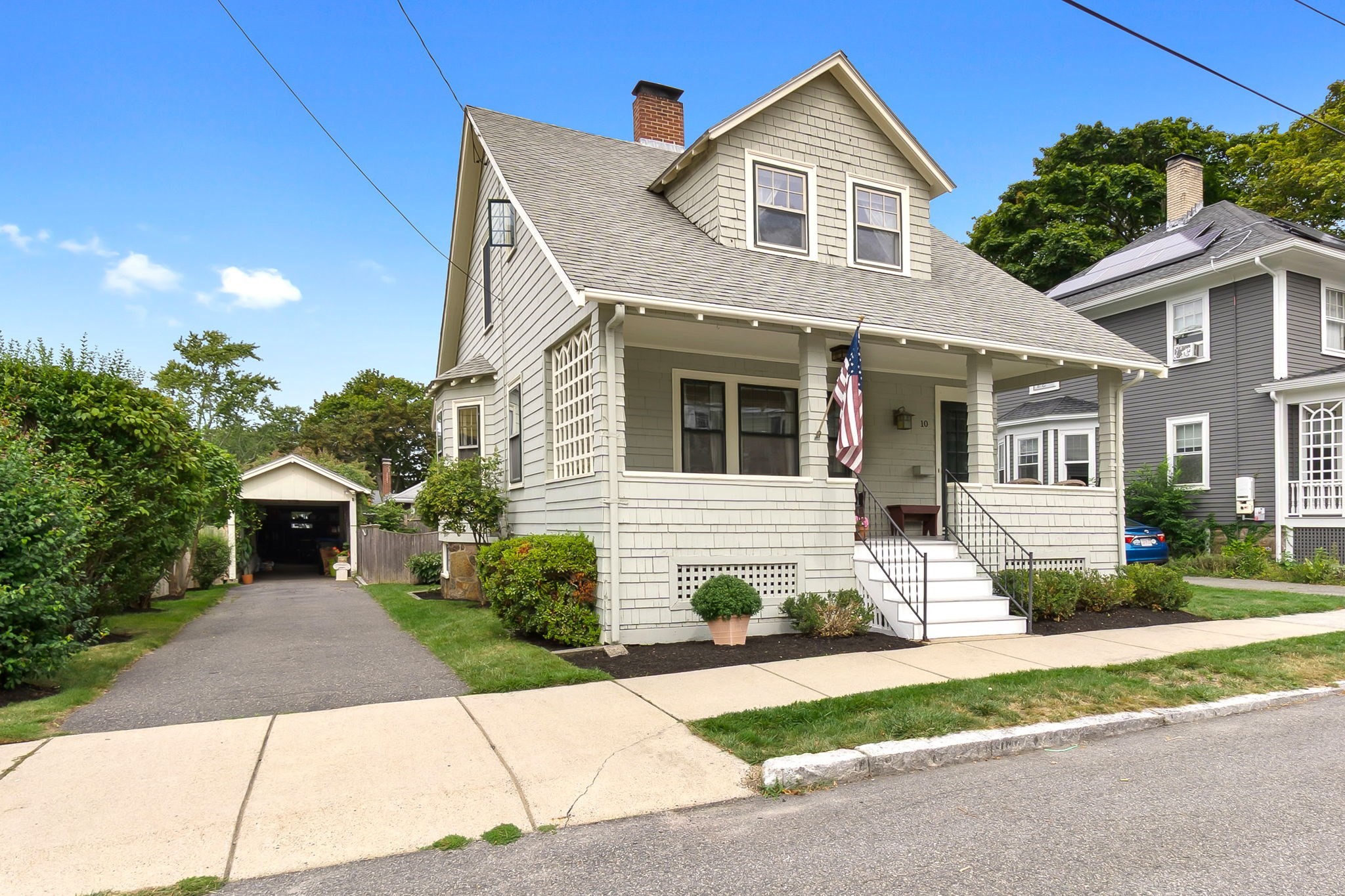 10 Giddings Avenue Property Photo 1