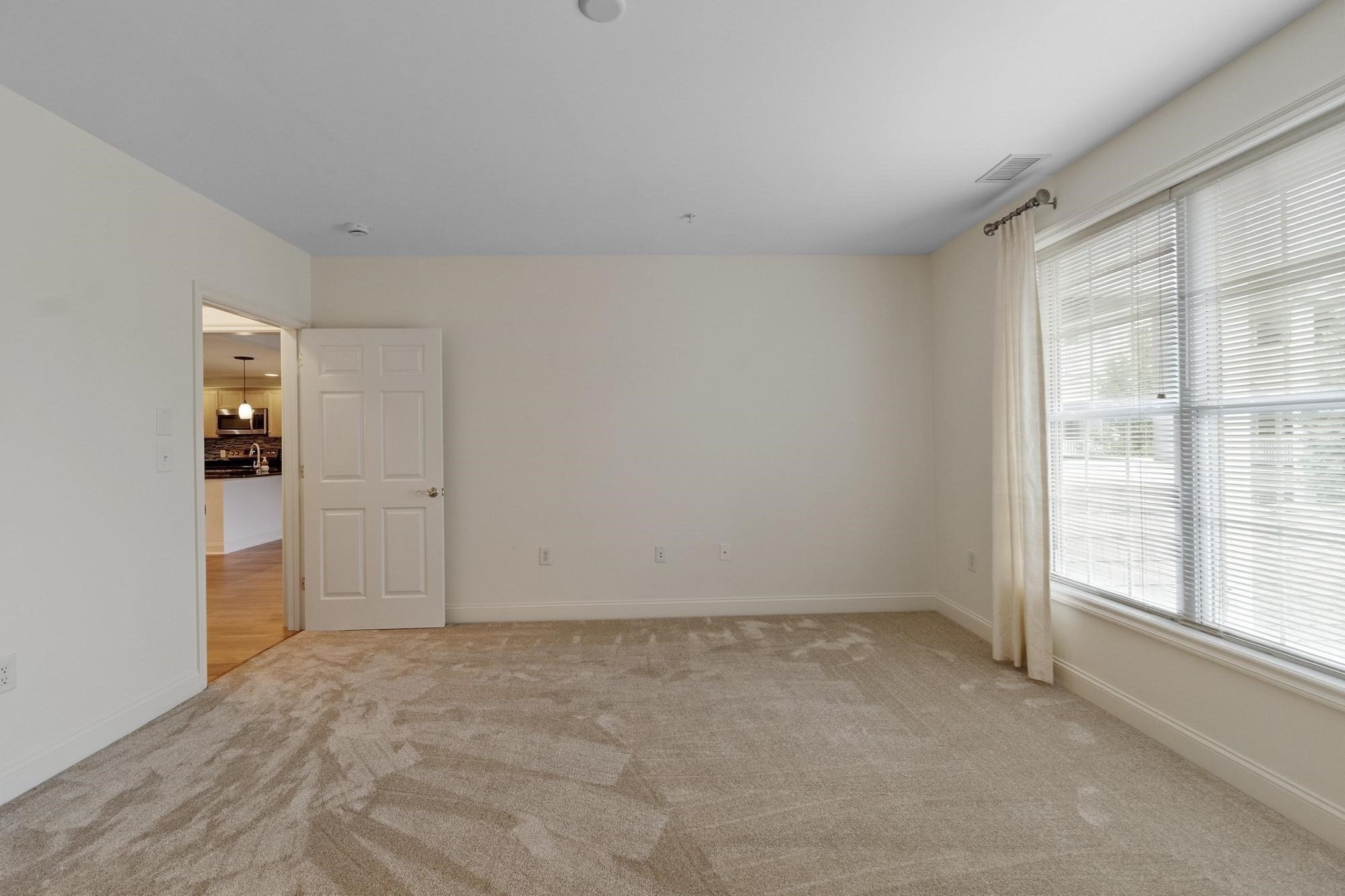1204 Emerald Court # 1204 Property Photo 21