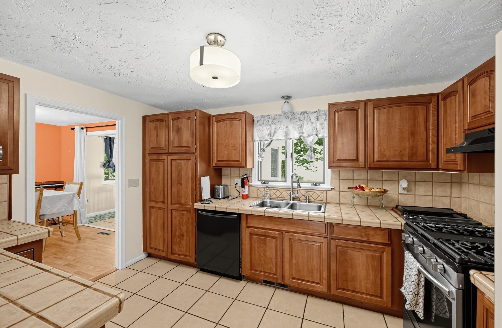 7 Balsam Dr Property Photo 3