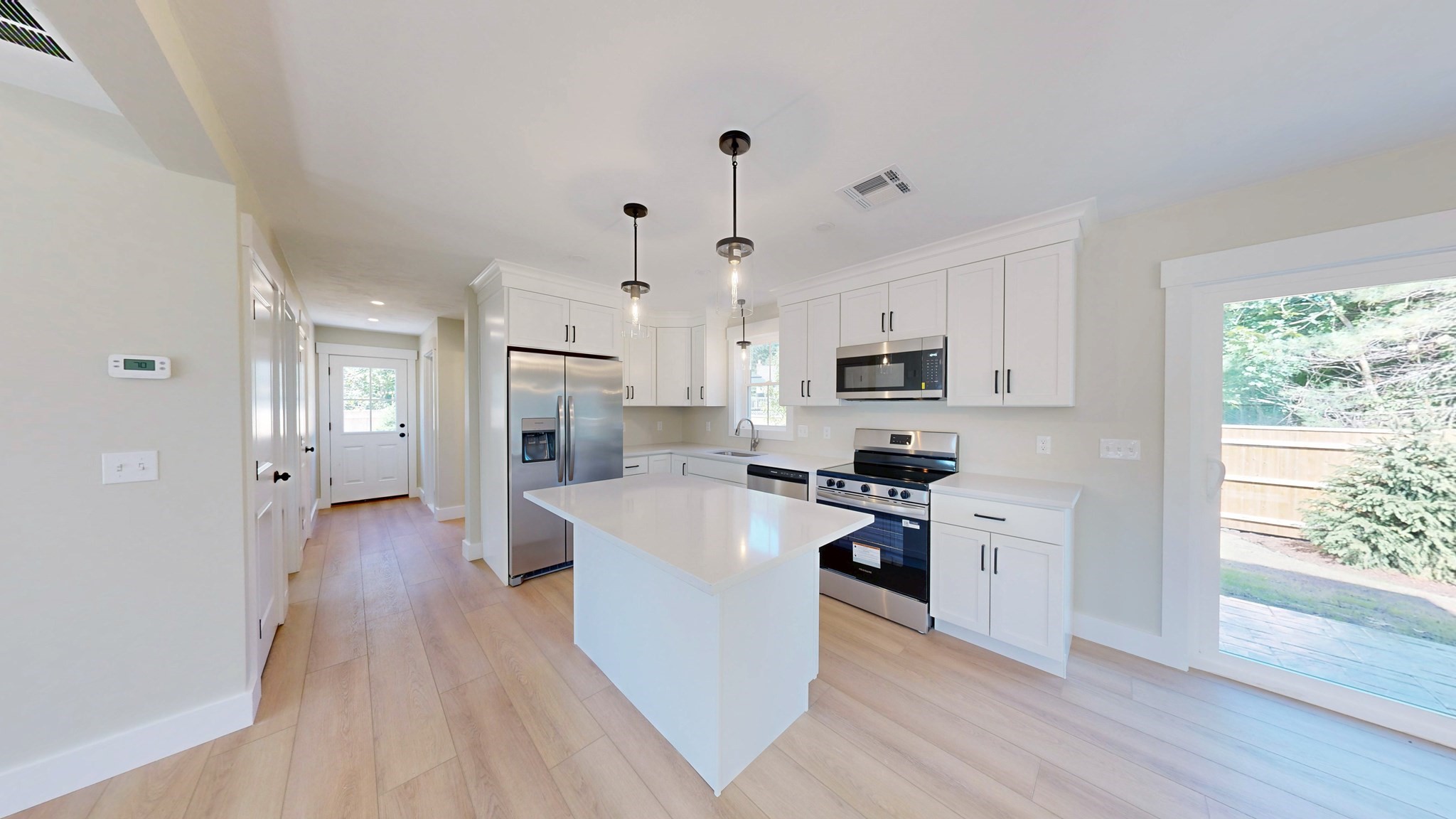 158 Wood Street Property Photo 4
